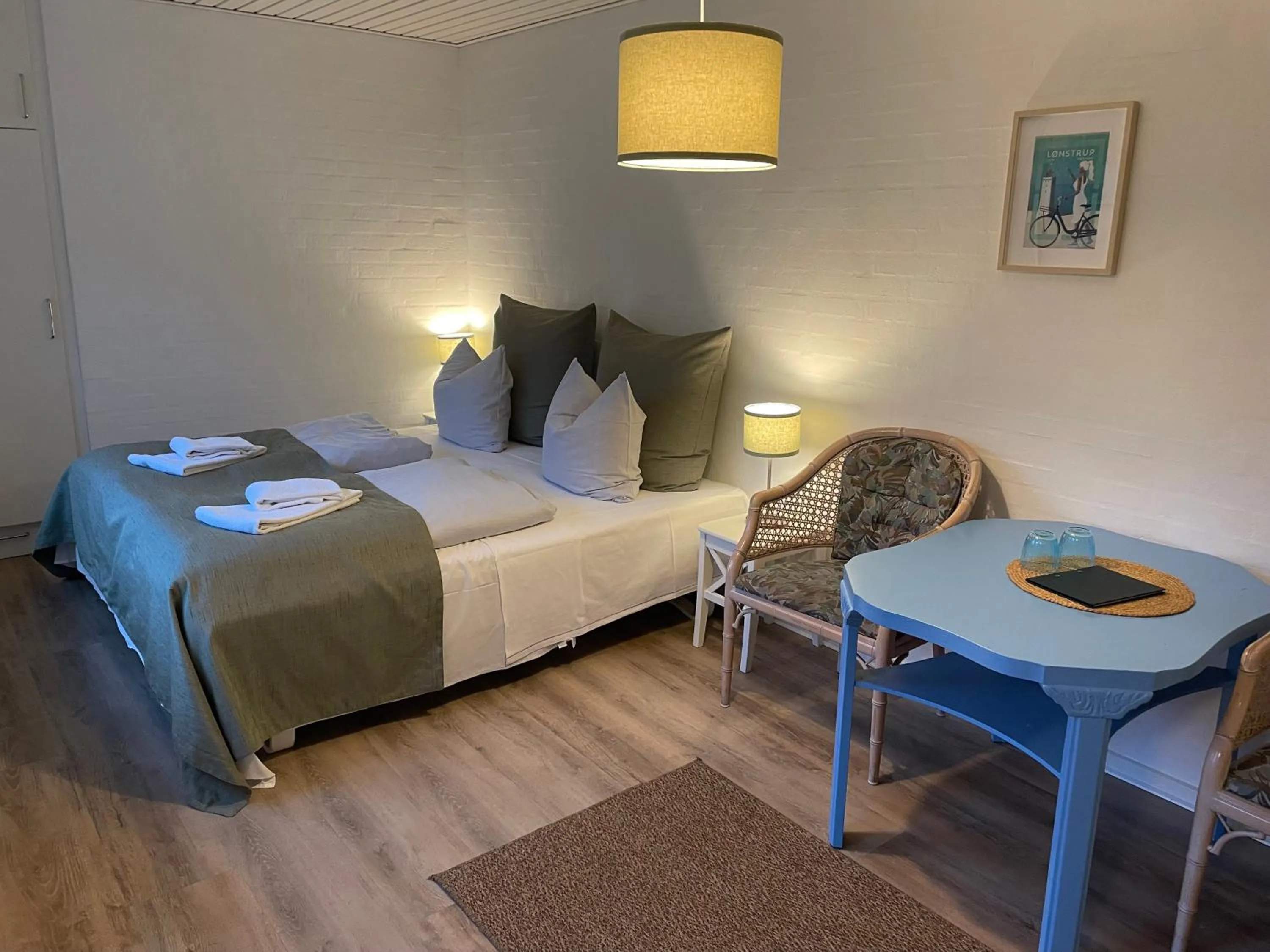 Bedroom, Bed in Hotel Kirkedal B&B