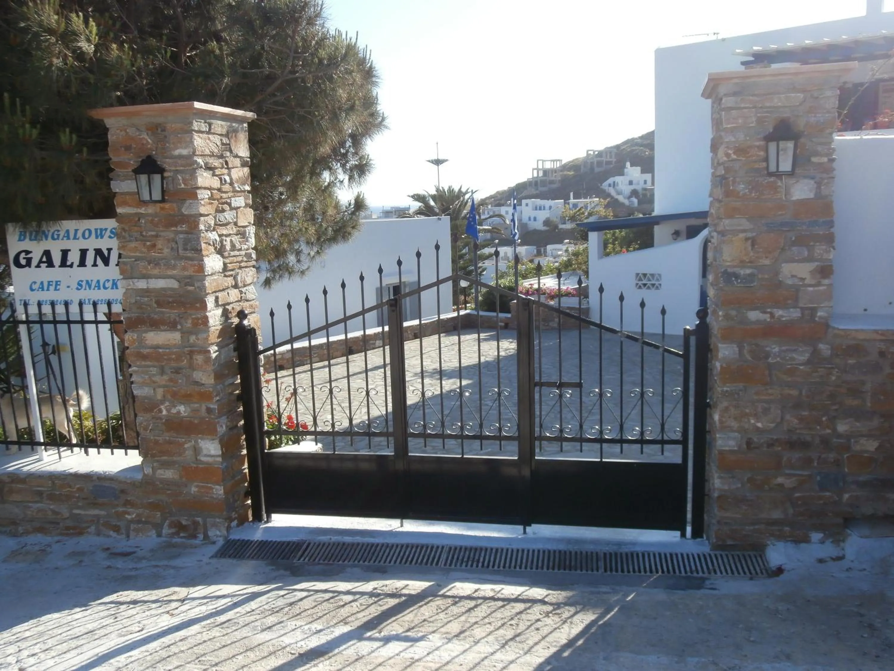 Facade/entrance in Kionia Galini Bangalows