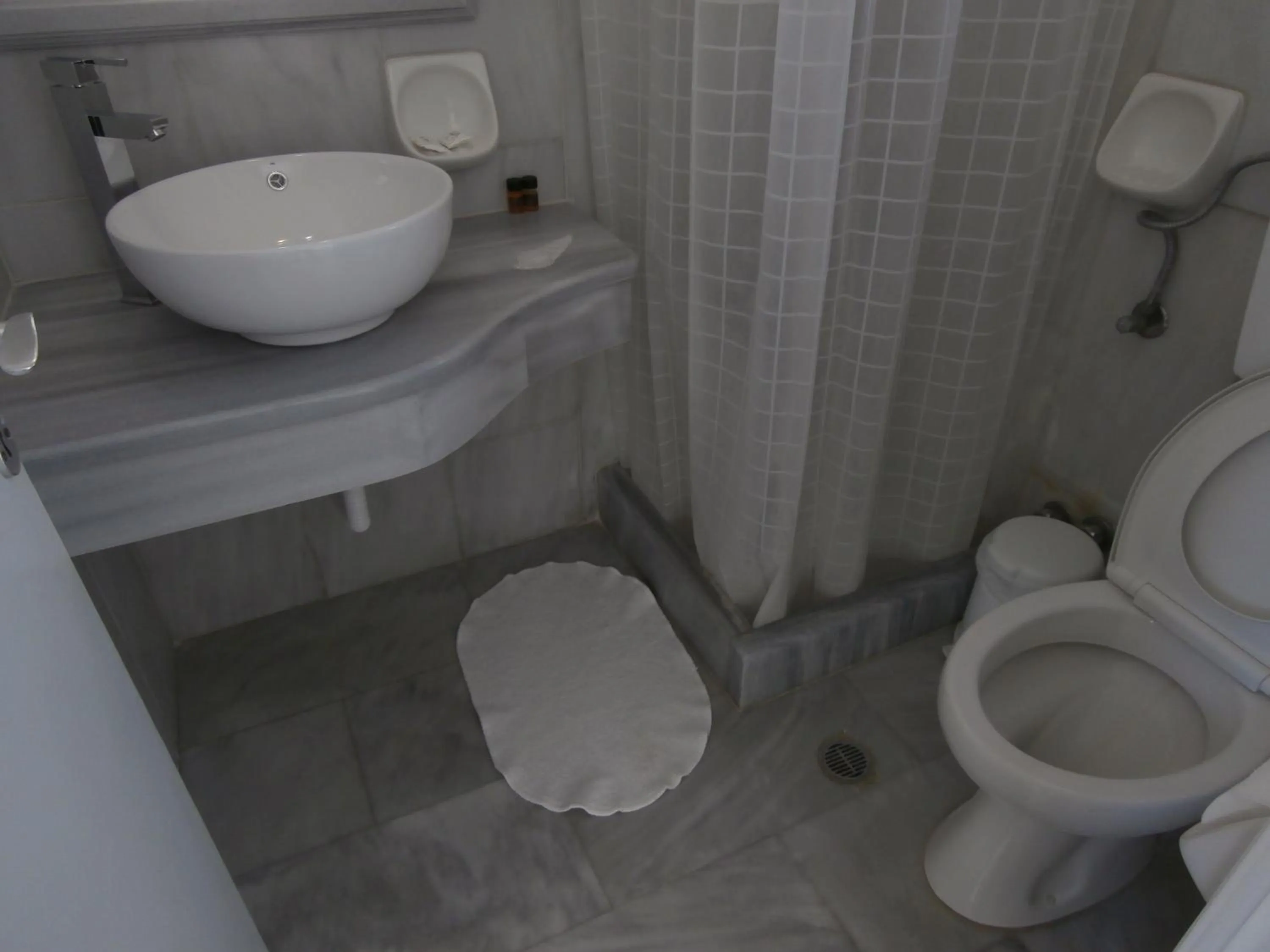 Bathroom in Kionia Galini Bangalows