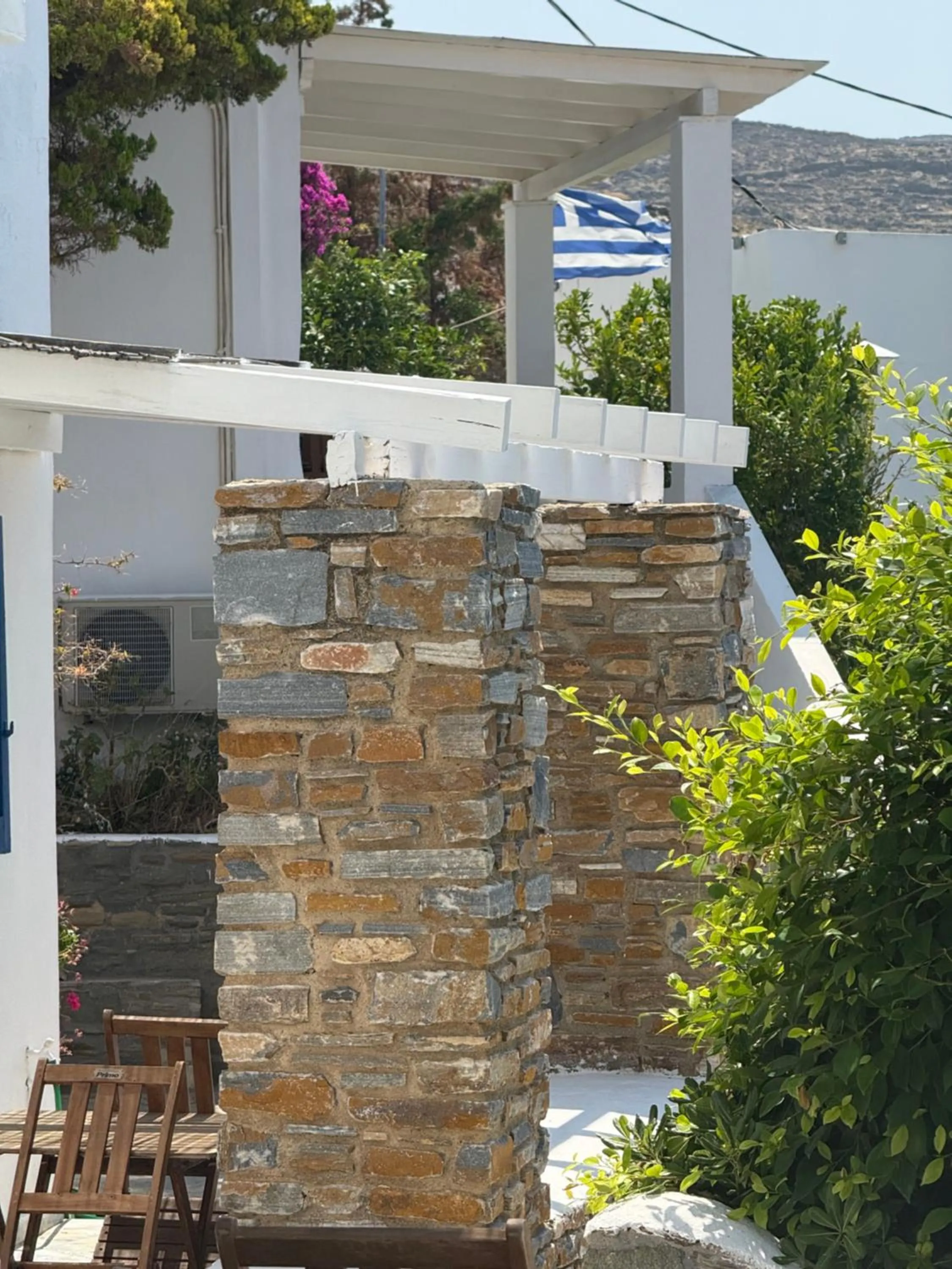 Kionia Galini Bangalows