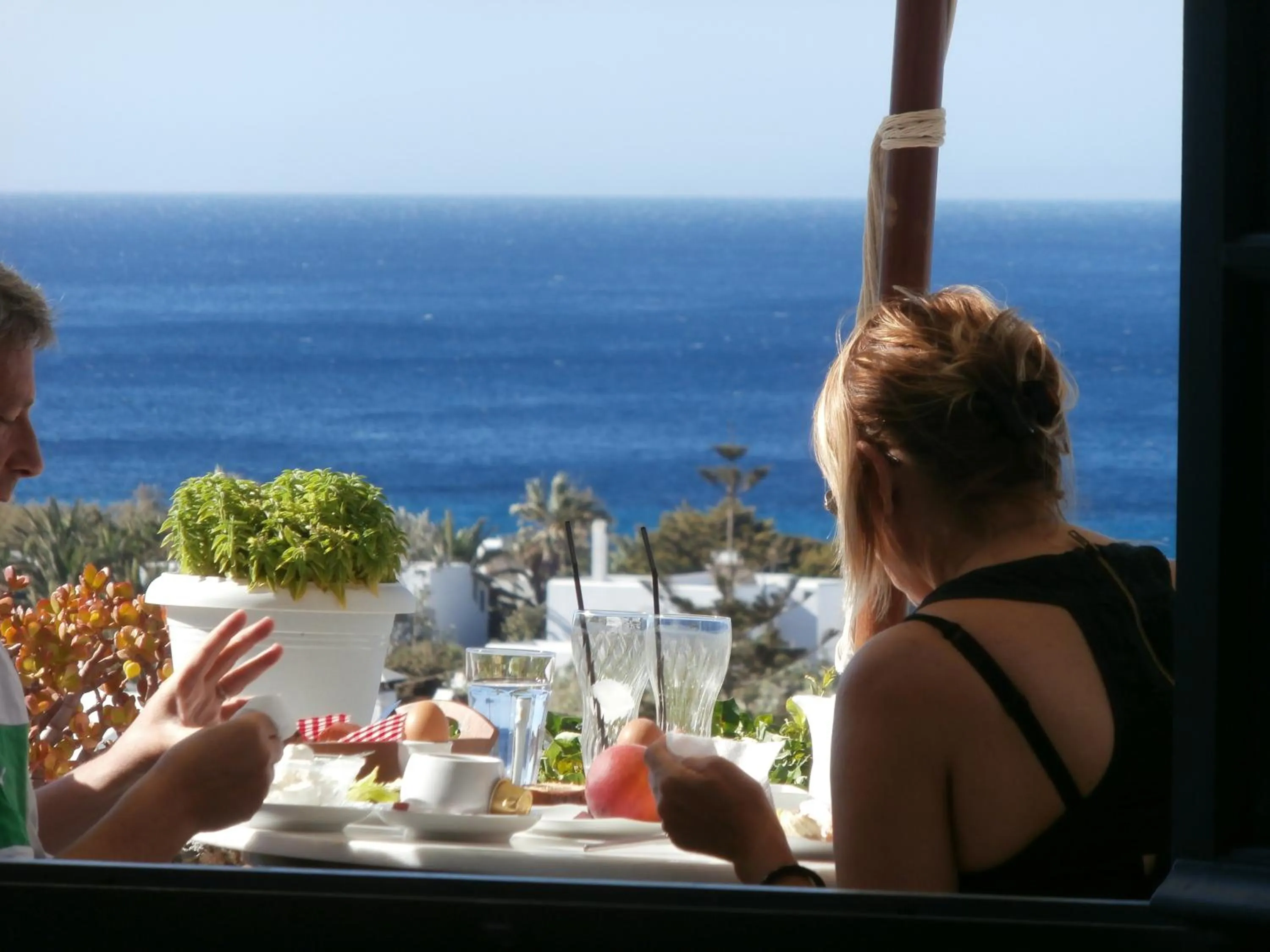 Restaurant/places to eat in Kionia Galini Bangalows