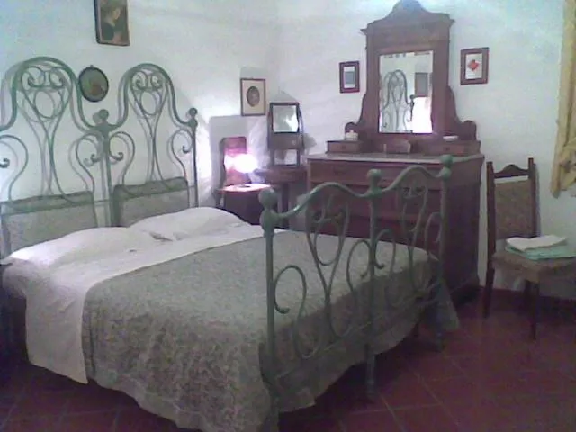 Bed in Bed&Breakfast Giardino Agritourist