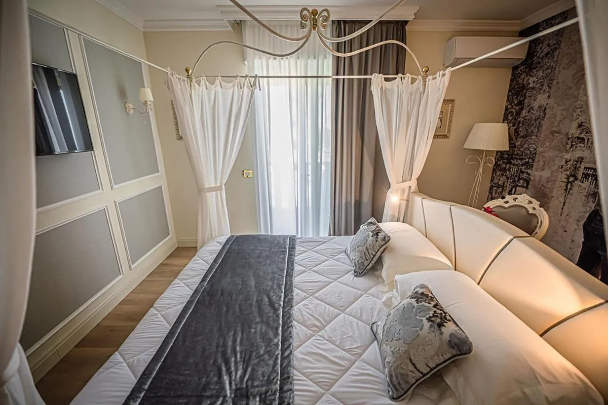 Bedroom, Bed in Hotel Ca' D'Oro Tre Stelle Superior Adults only