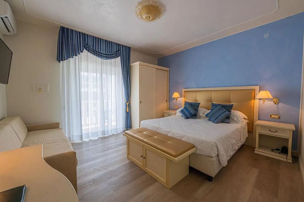 Bedroom, Bed in Hotel Ca' D'Oro Tre Stelle Superior Adults only