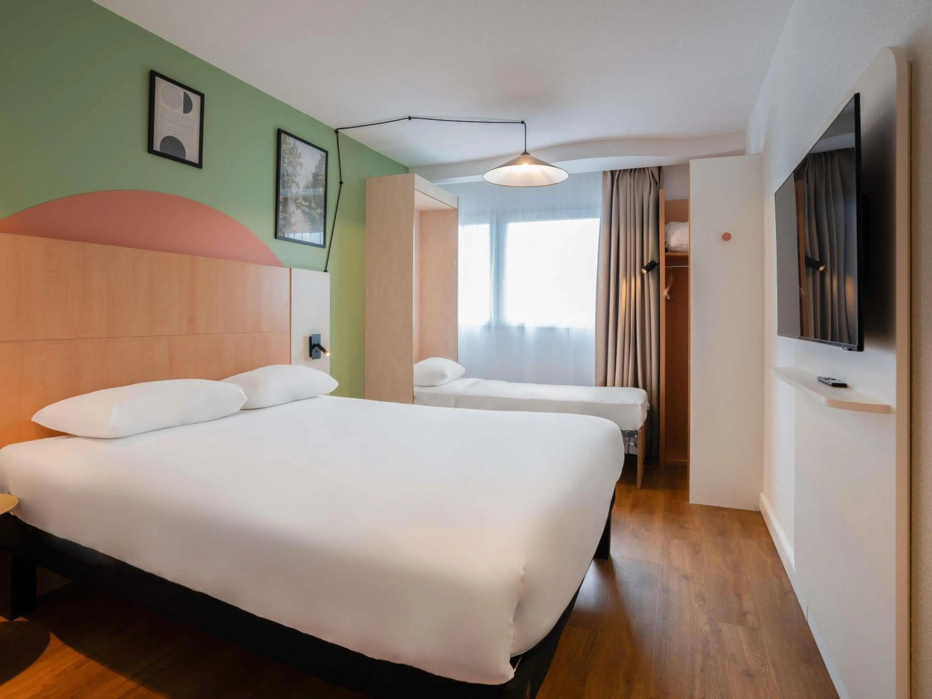 Bedroom, Bed in ibis Marne La Vallée Val d'Europe