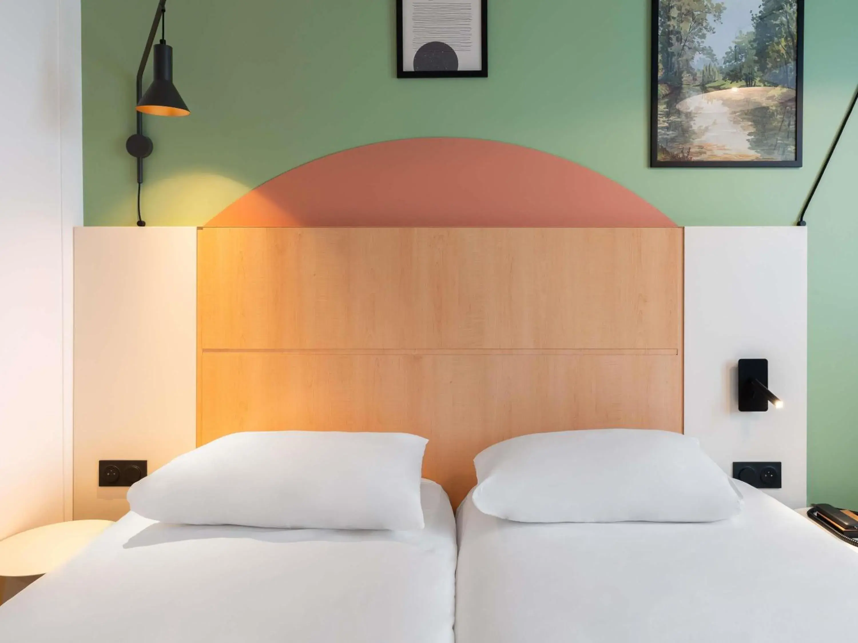 Bedroom, Bed in ibis Marne La Vallée Val d'Europe Bedroom, Bed in ibis Marne La Vallée Val d'Europe