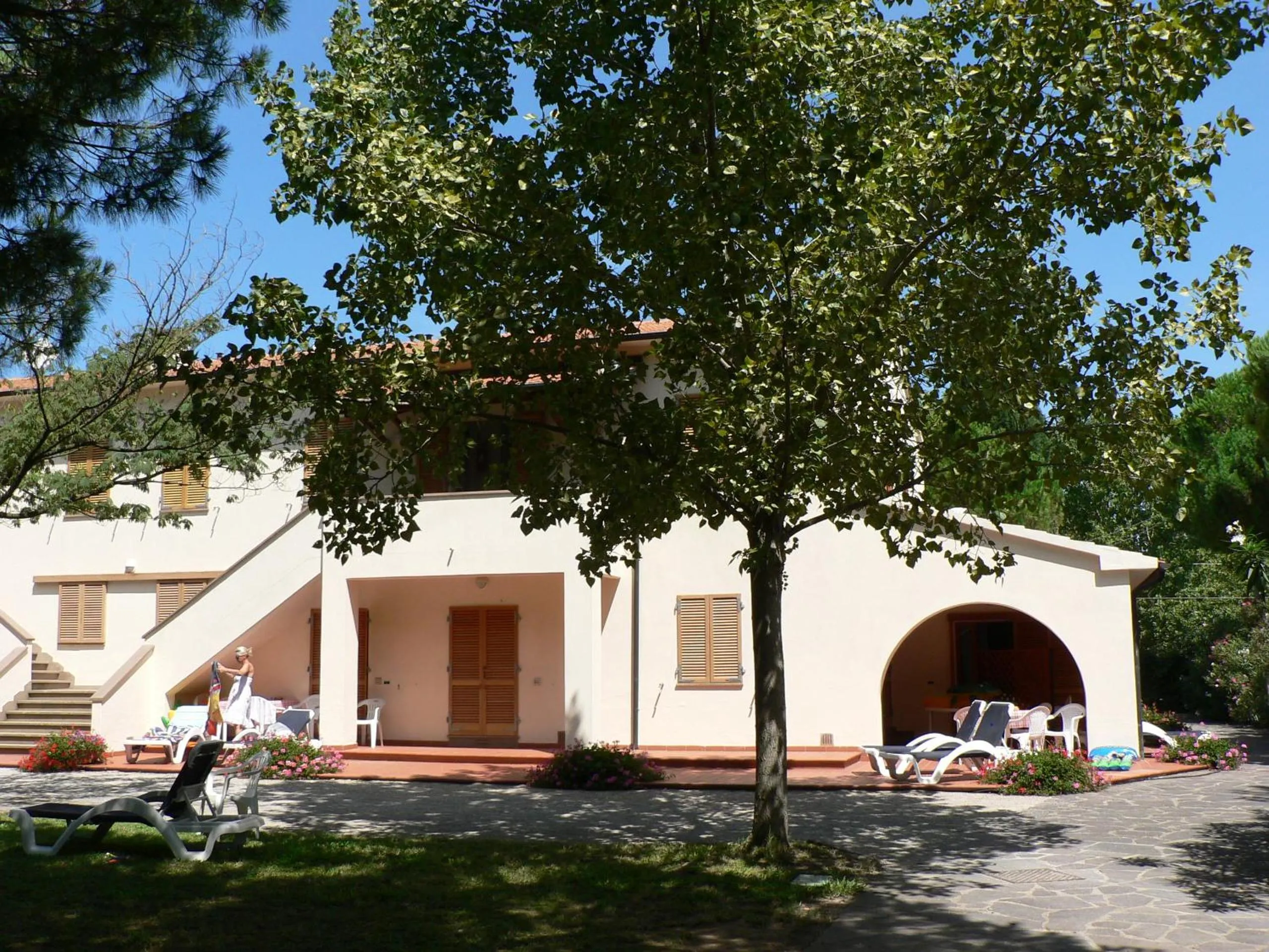 Facade/entrance in Ghiacci Vecchi Residence