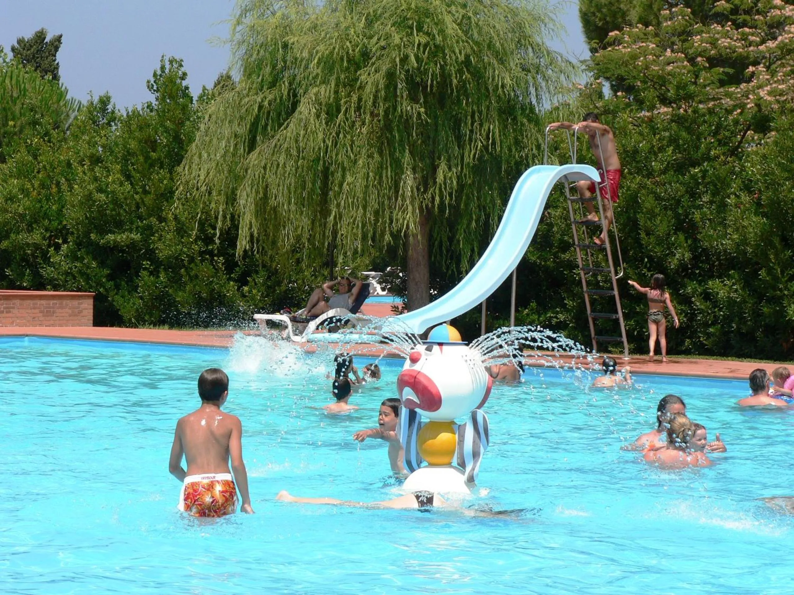 People in Ghiacci Vecchi Residence