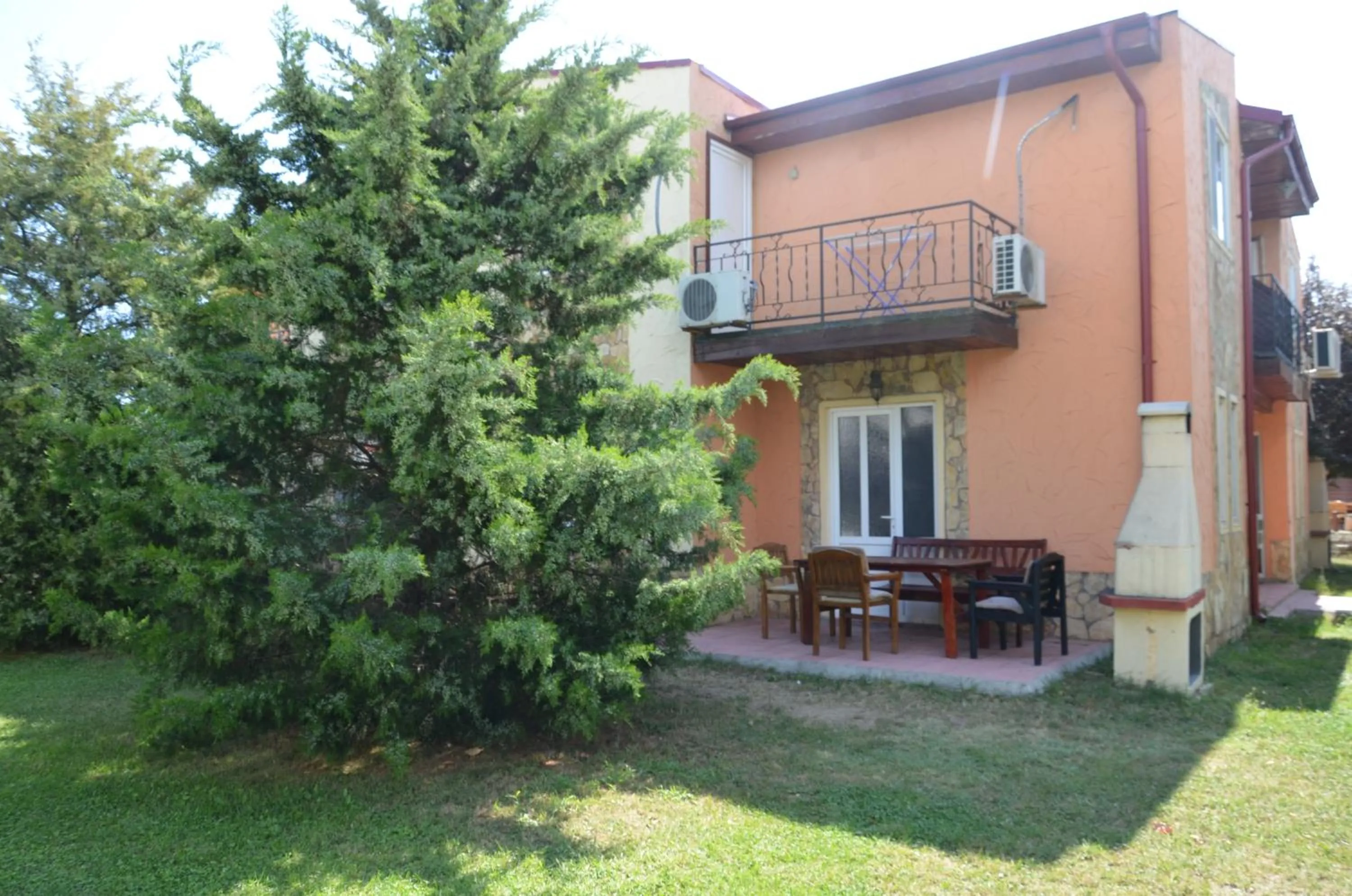 BBQ facilities in Club de Vacanta Corabia Piratilor - Family Resort Mamaia Nord