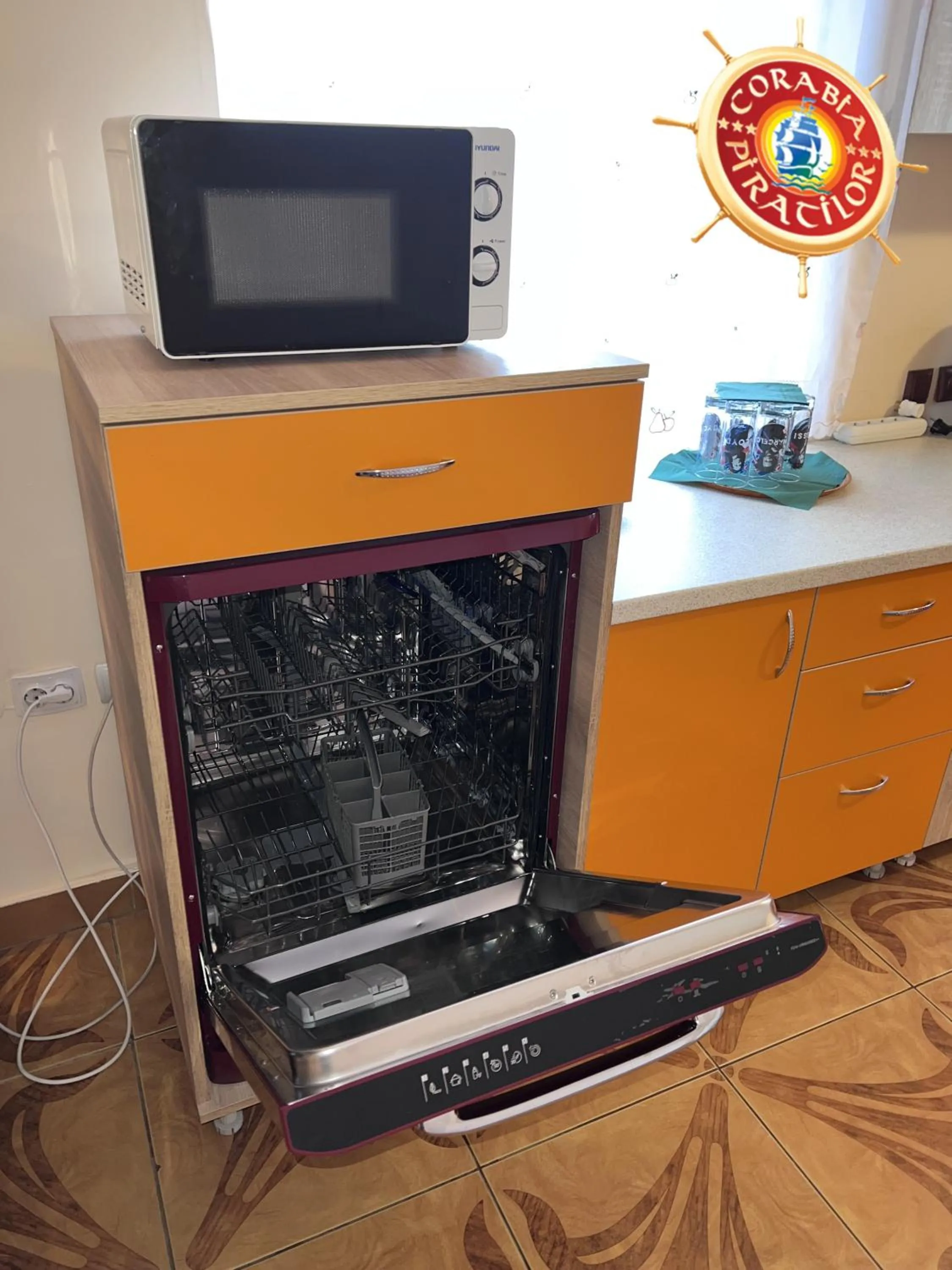 Kitchen or kitchenette in Club de Vacanta Corabia Piratilor - Family Resort Mamaia Nord