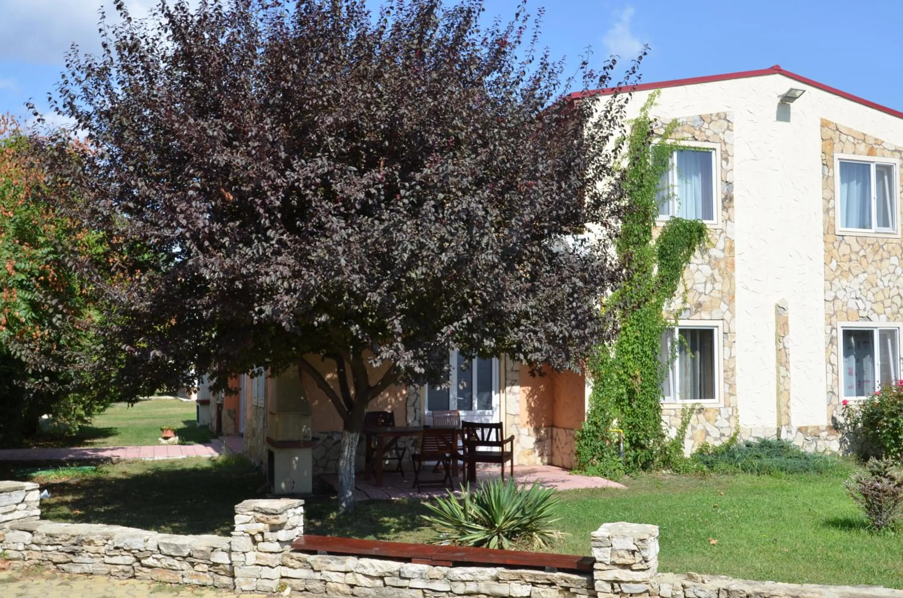 BBQ facilities in Club de Vacanta Corabia Piratilor - Family Resort Mamaia Nord