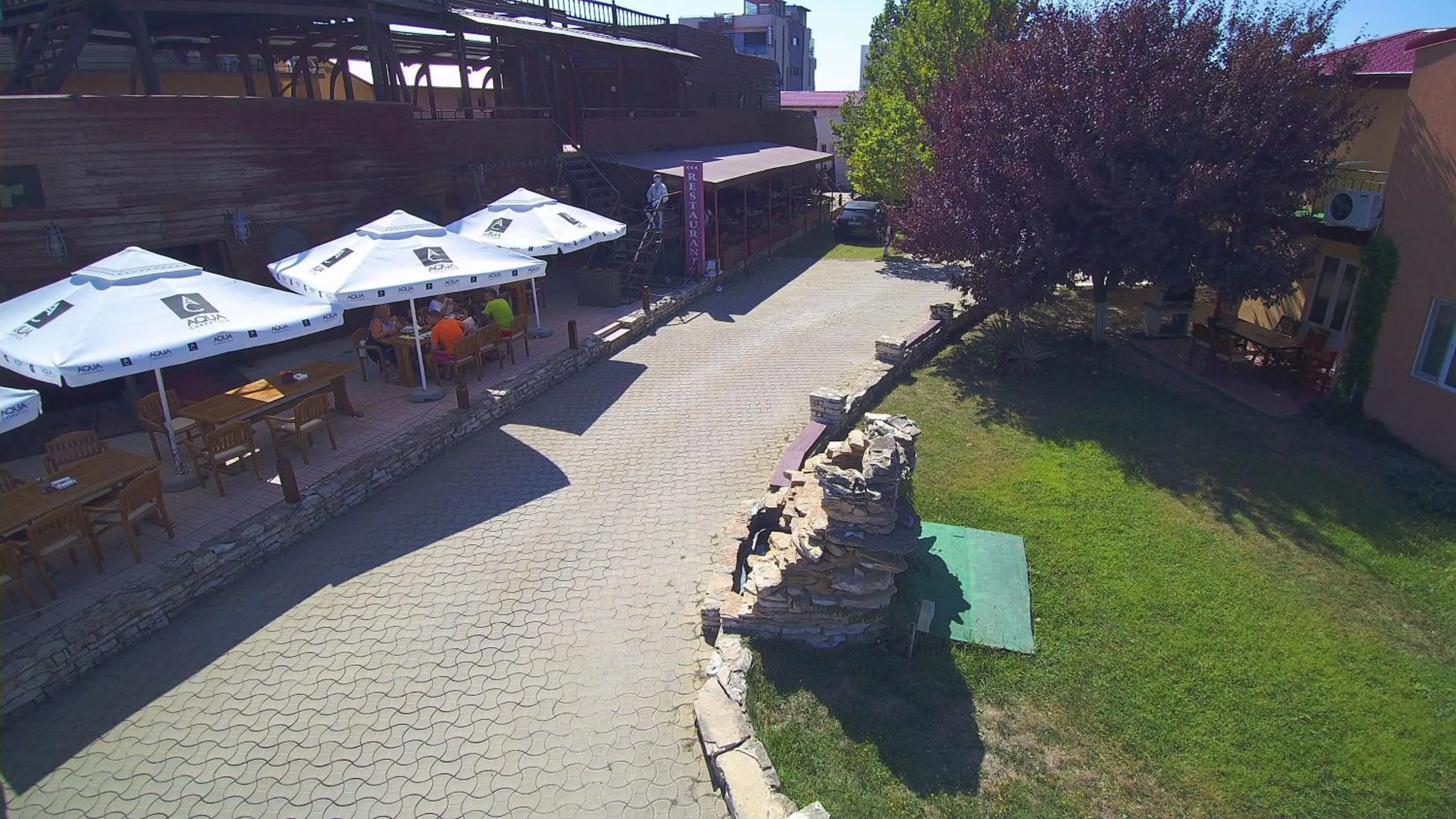 Restaurant/places to eat in Club de Vacanta Corabia Piratilor - Family Resort Mamaia Nord