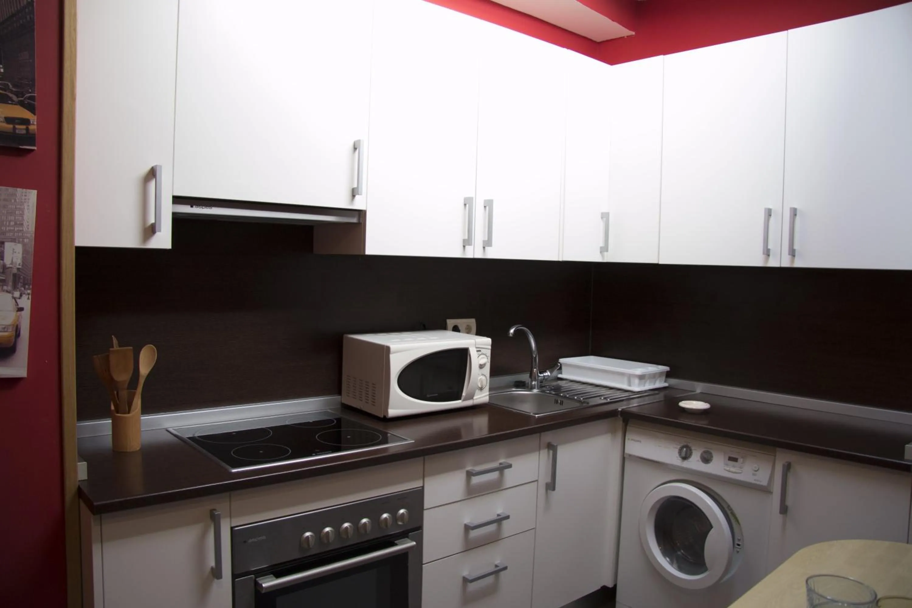 Kitchen or kitchenette in Apartahotel Rural CollaRubio Luxury