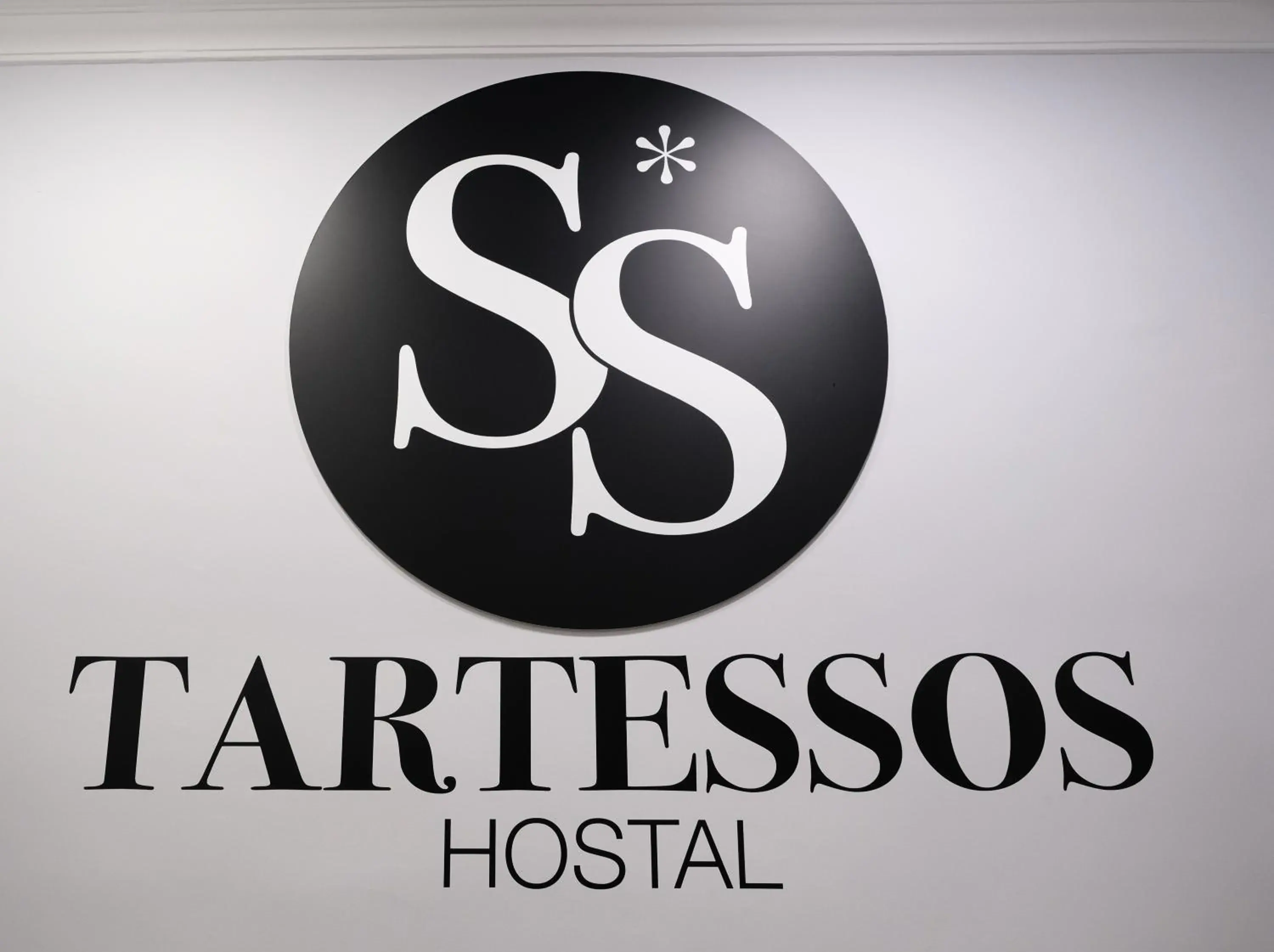 Comfort Triple Room with Shower in Hostal Tartessos Comfort Triple Room with Shower in Hostal Tartessos