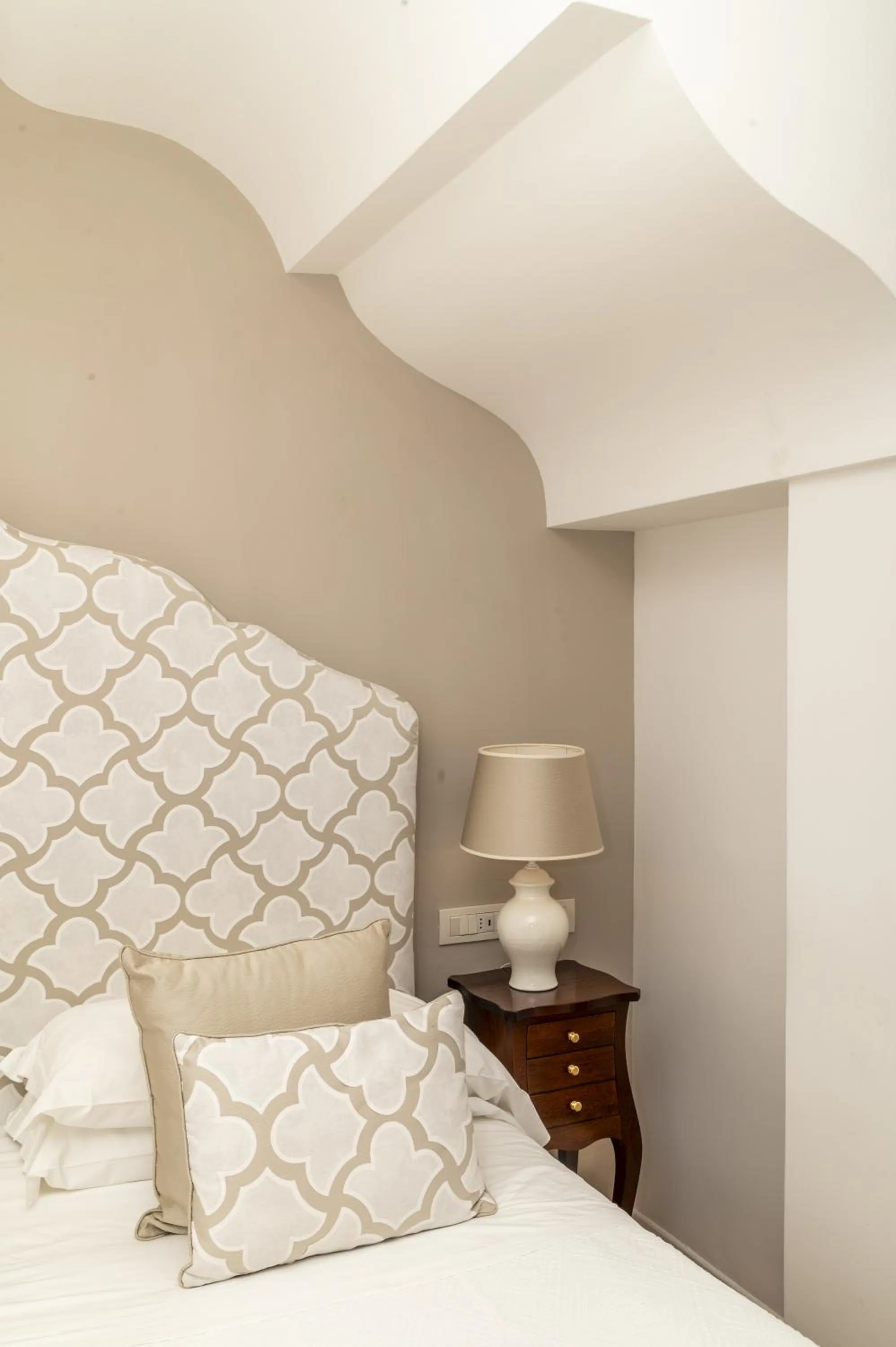 Bed in Hotel Marincanto