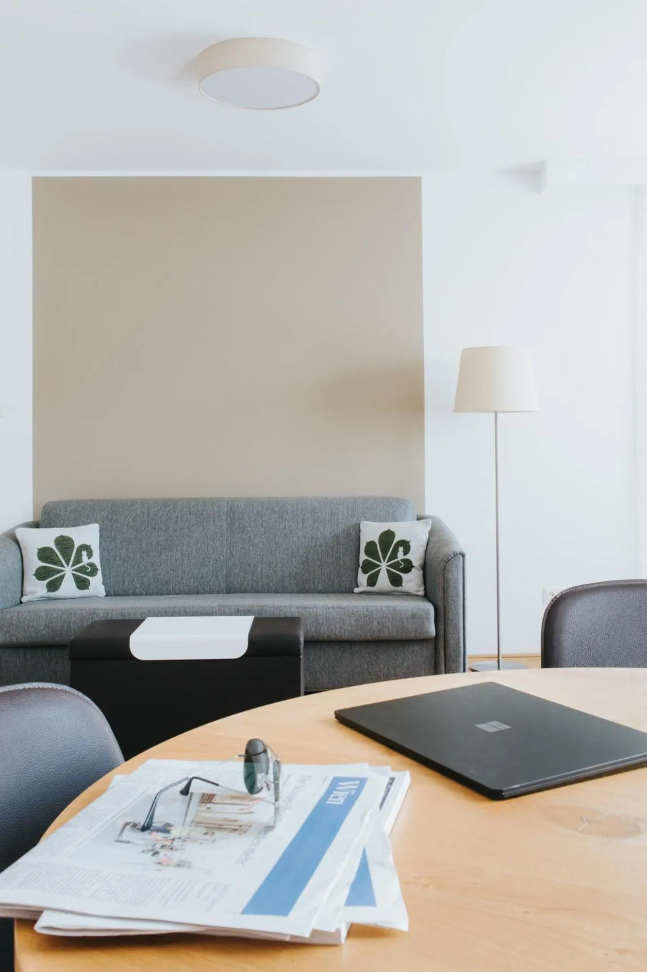 Seating area in Parks 73 The Townhouse Hotel