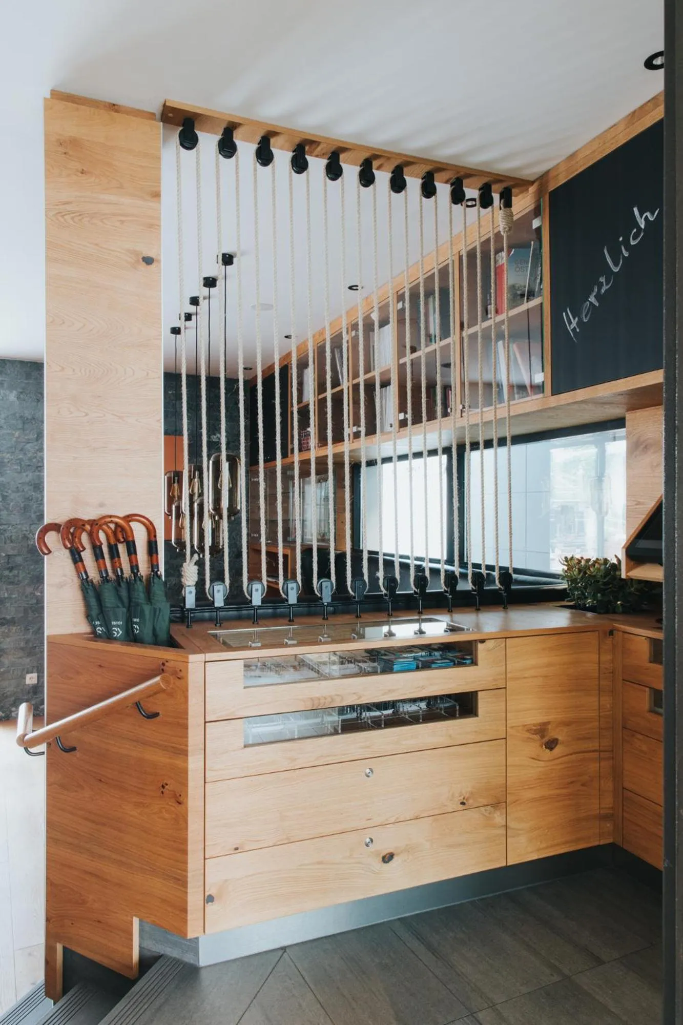 Lobby or reception in Parks 73 The Townhouse Hotel