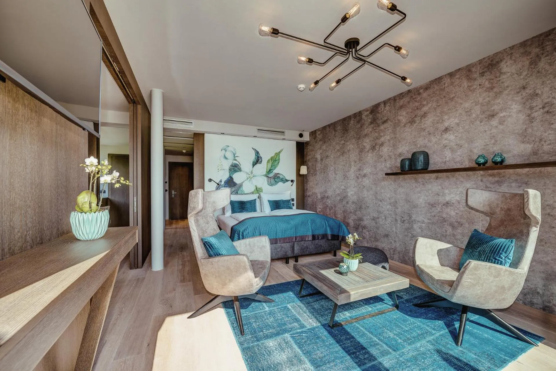 Bed in La Maiena Meran Resort