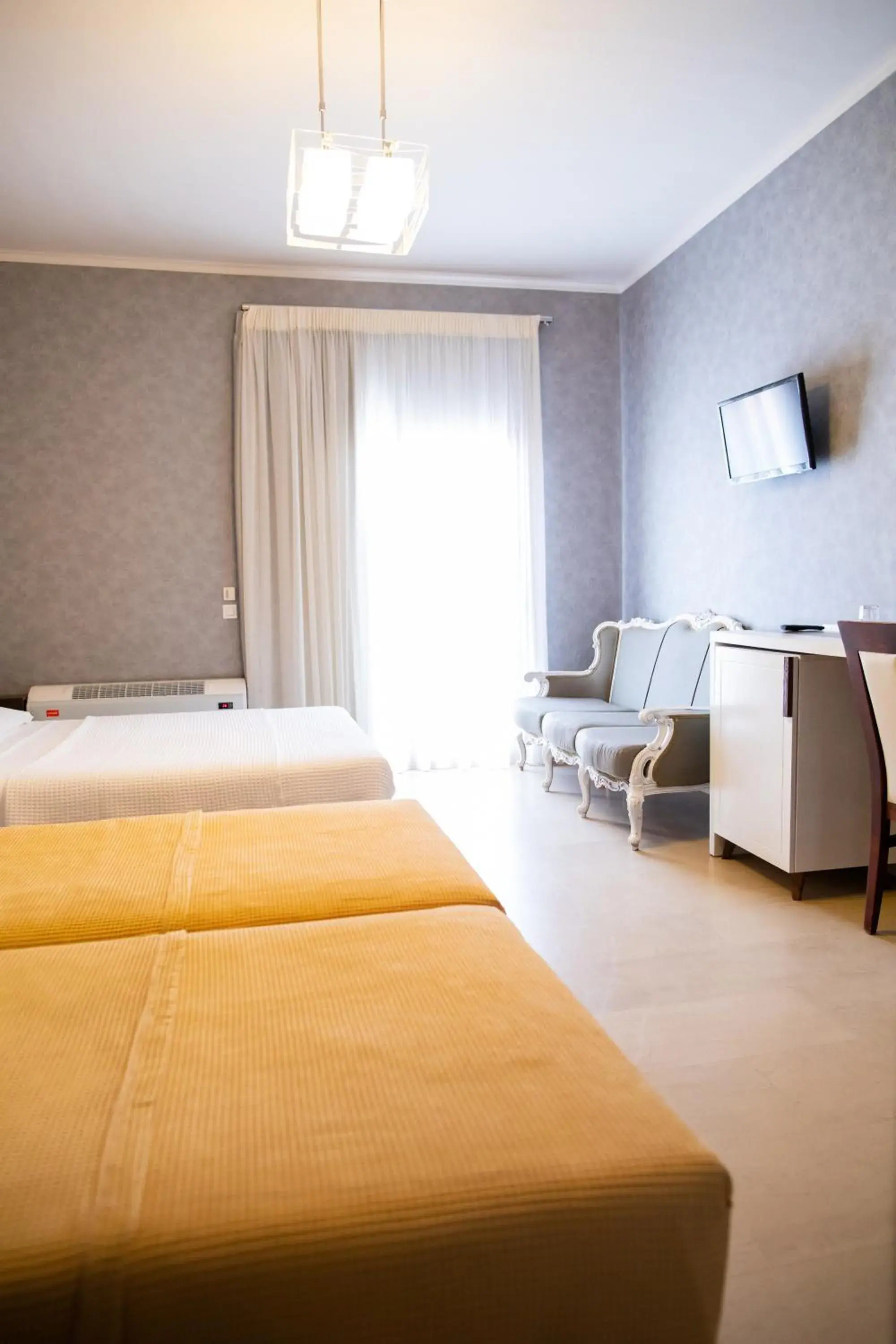 Triple Room in Fanari Hotel Triple Room in Fanari Hotel