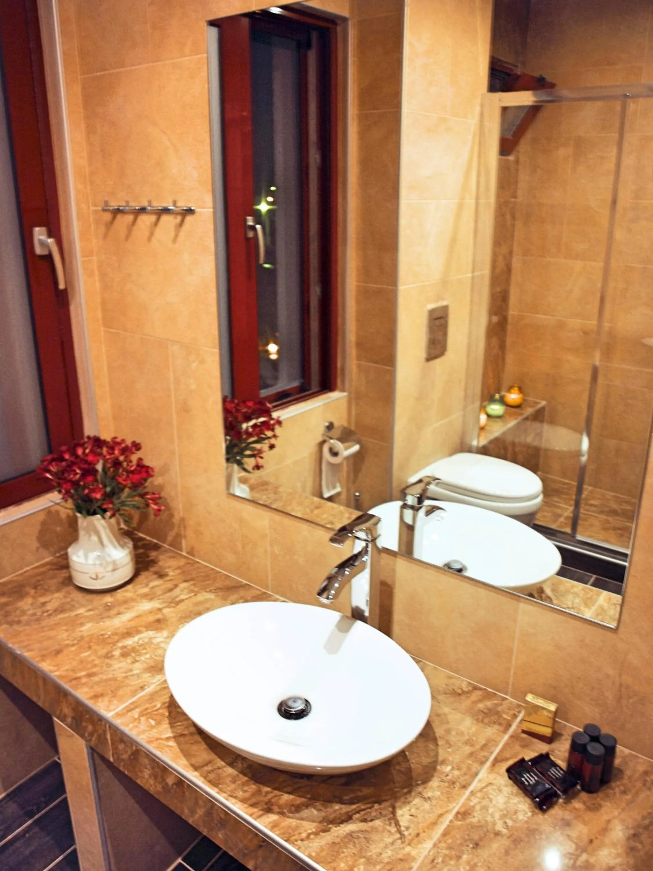 Bathroom in Fanari Hotel