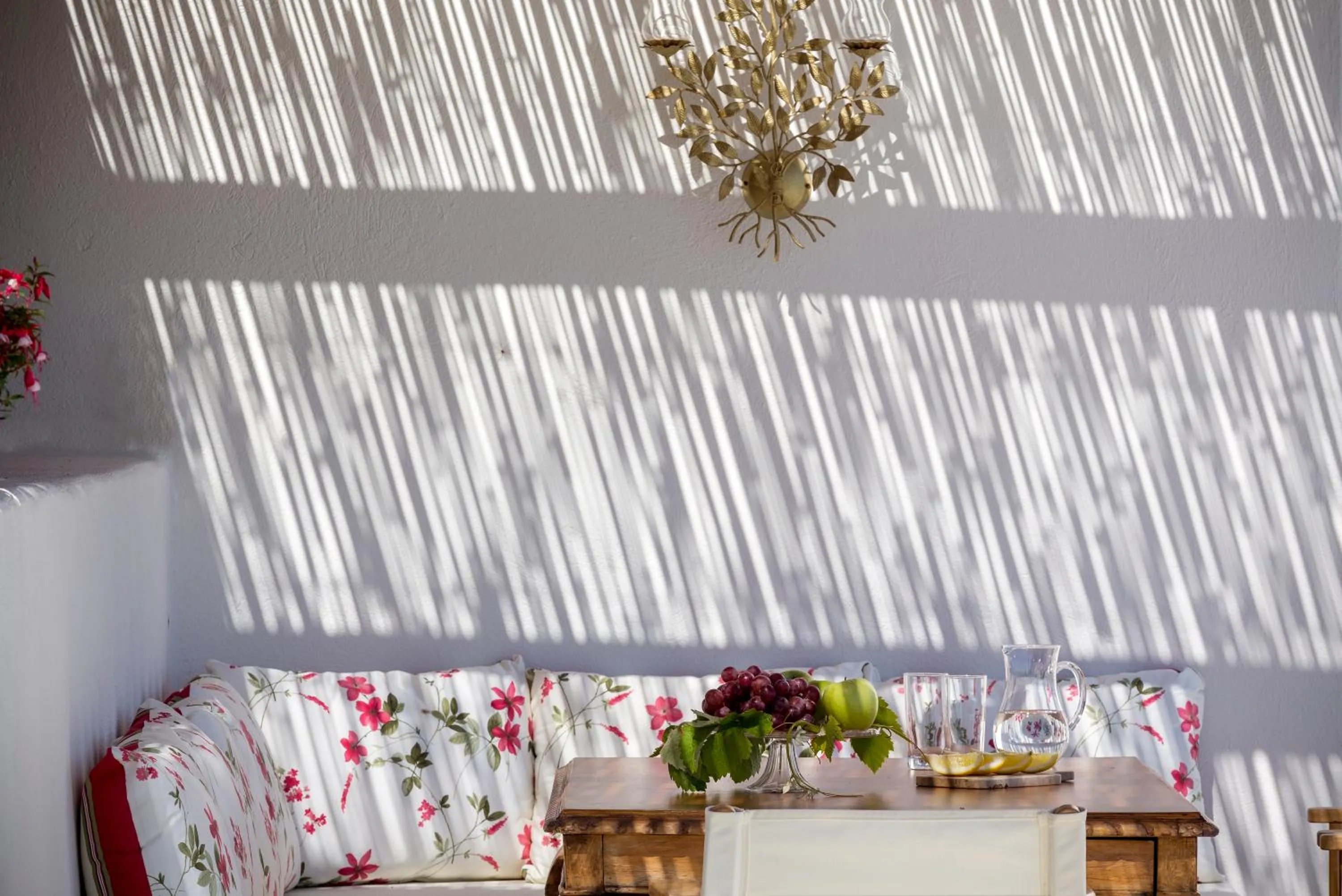 Dining area in Windmill Villas