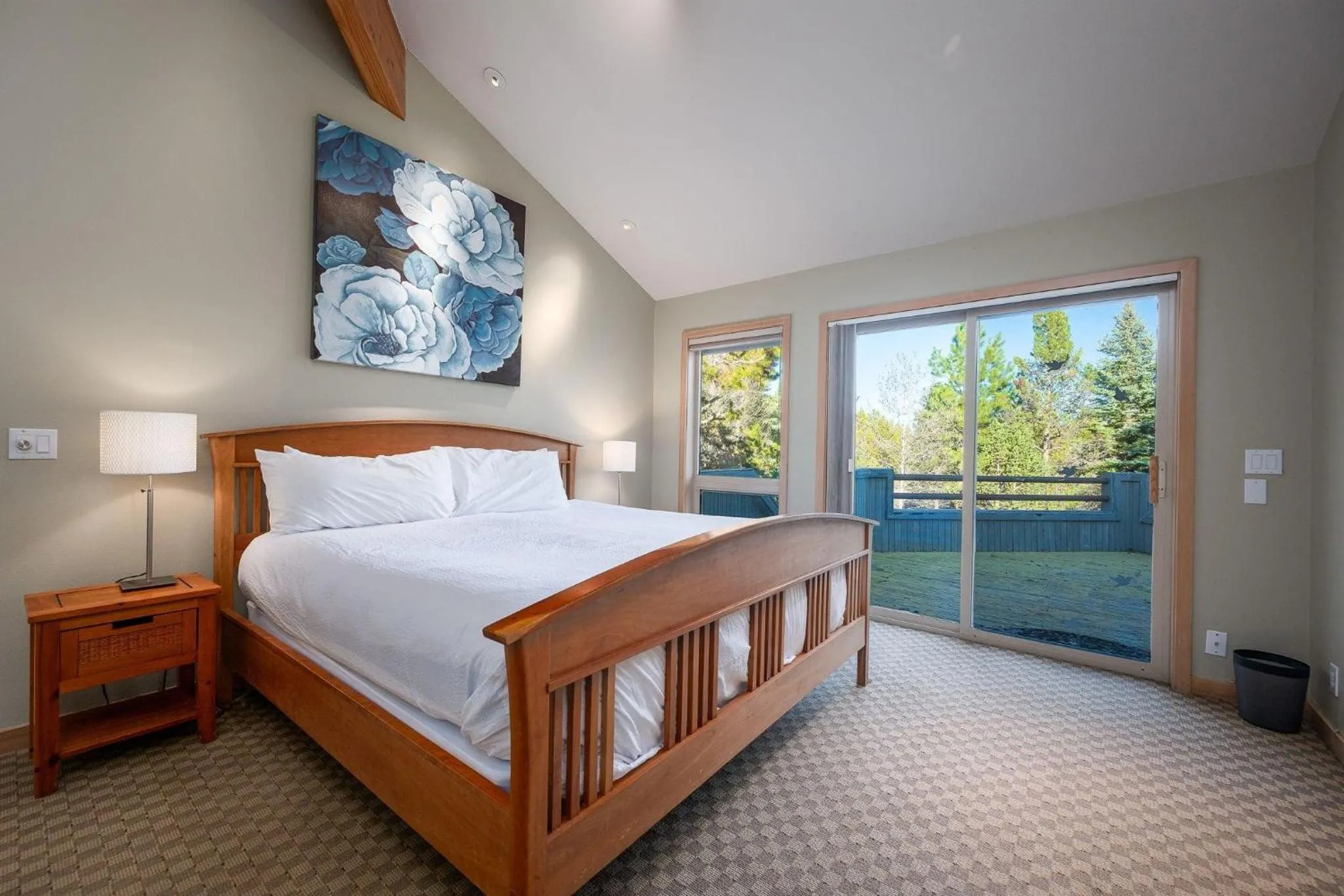 Bed in 3 Mulligan