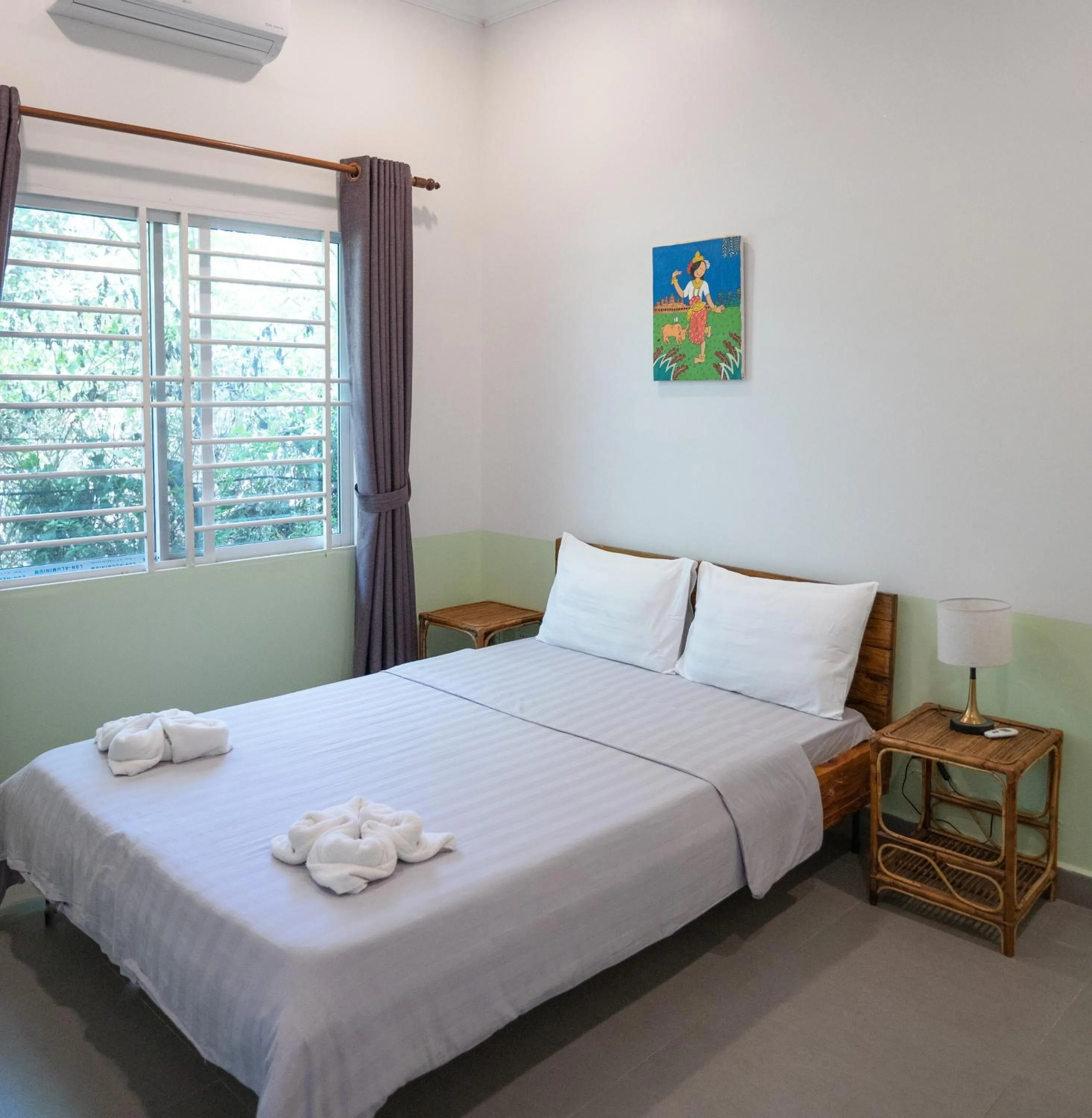 Bedroom, Bed in Sanssouci Kep