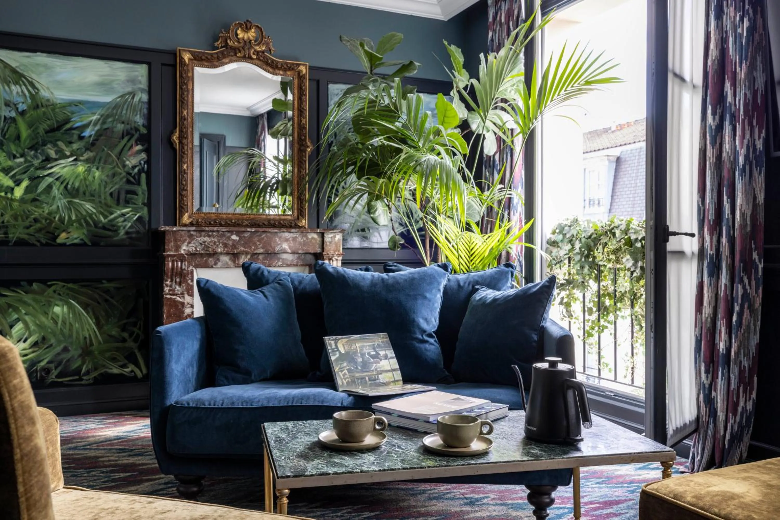 Seating area in Hôtel Monte Cristo