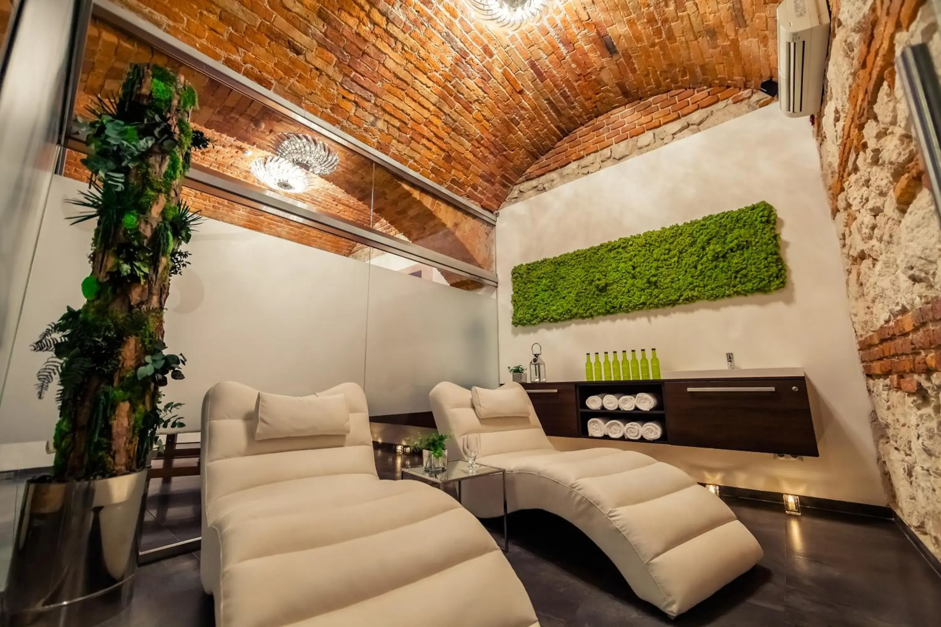 Spa and wellness centre/facilities in Queen Boutique Hotel Spa and wellness centre/facilities in Queen Boutique Hotel