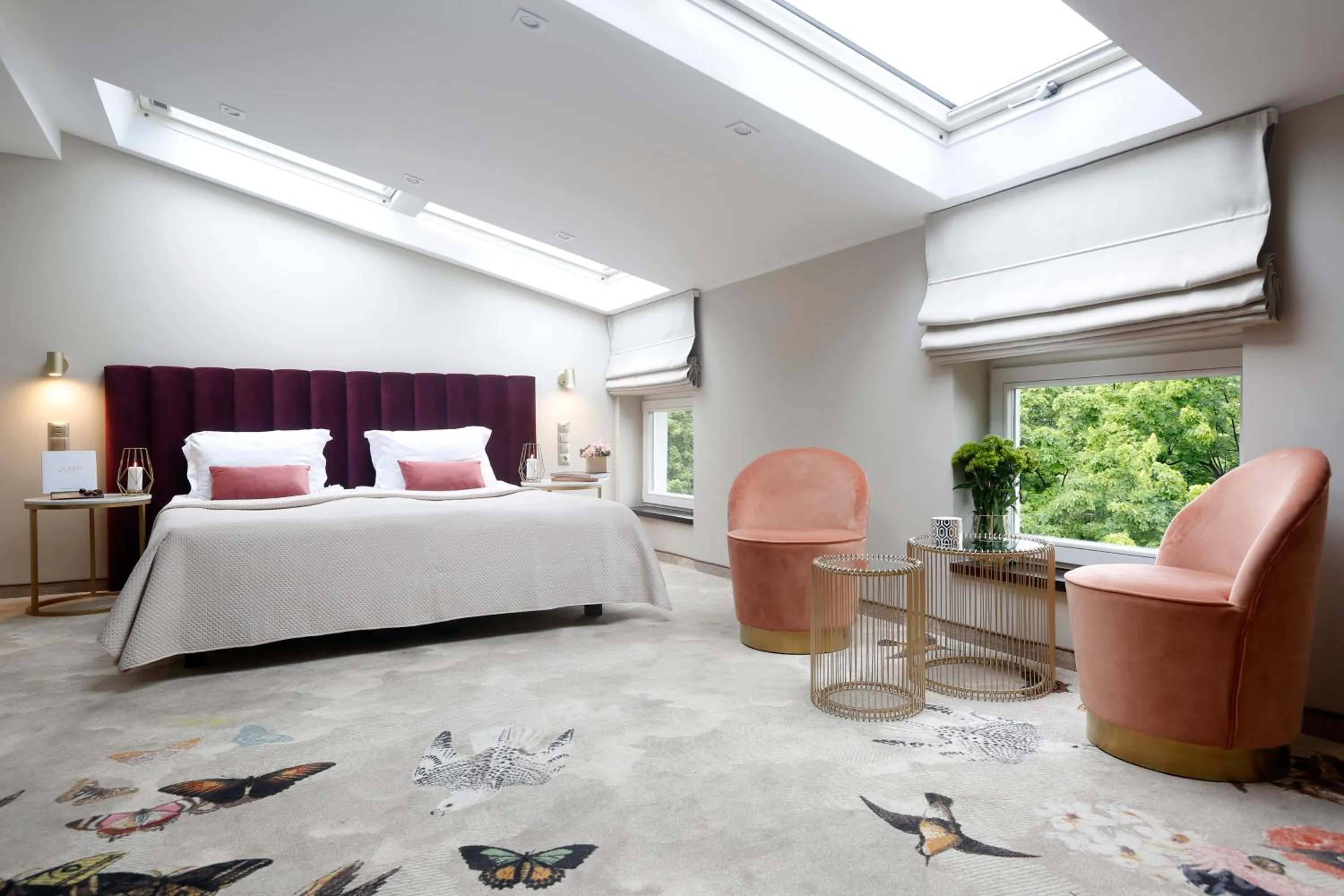 Bed in Queen Boutique Hotel