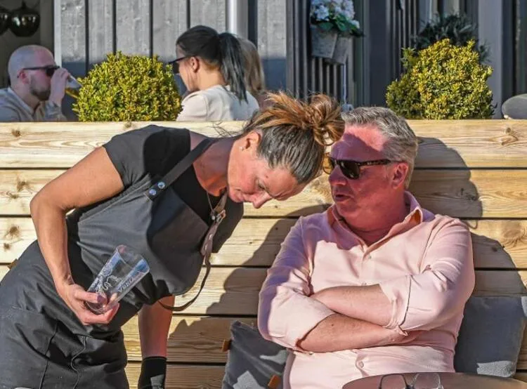 Hasse på Sjökanten Hotell & Restaurang