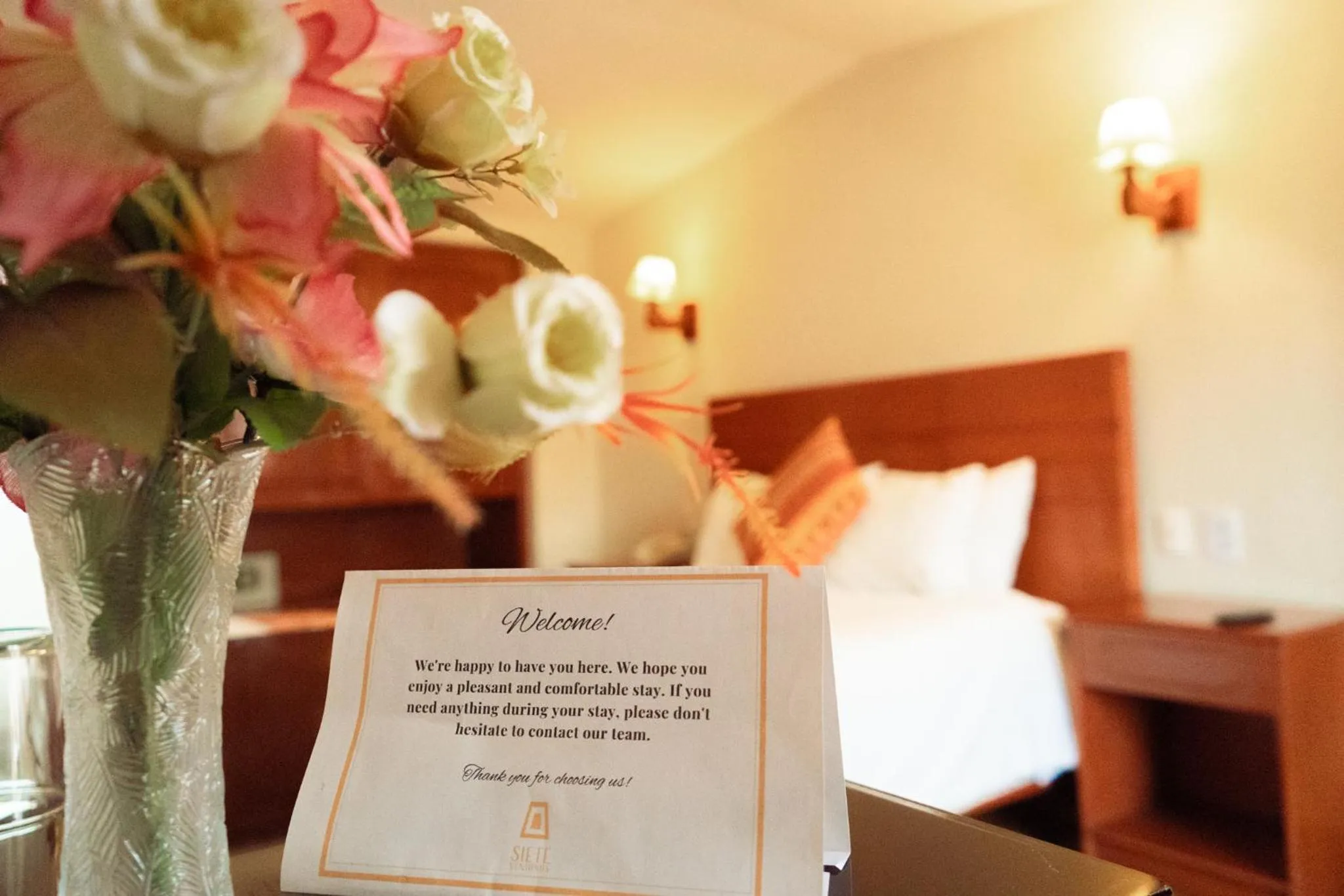 Photo of the whole room in Siete Ventanas