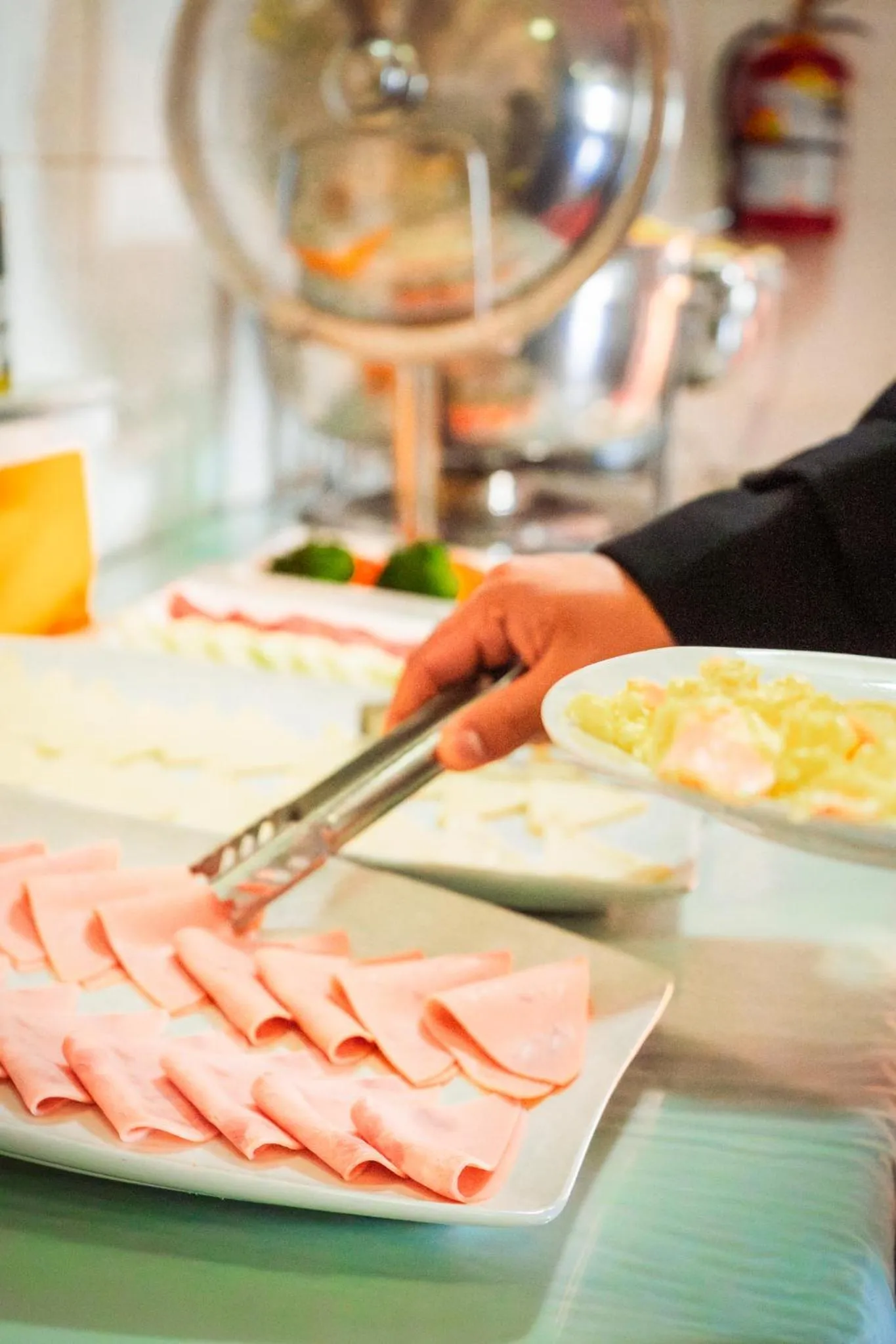 Buffet breakfast in Siete Ventanas