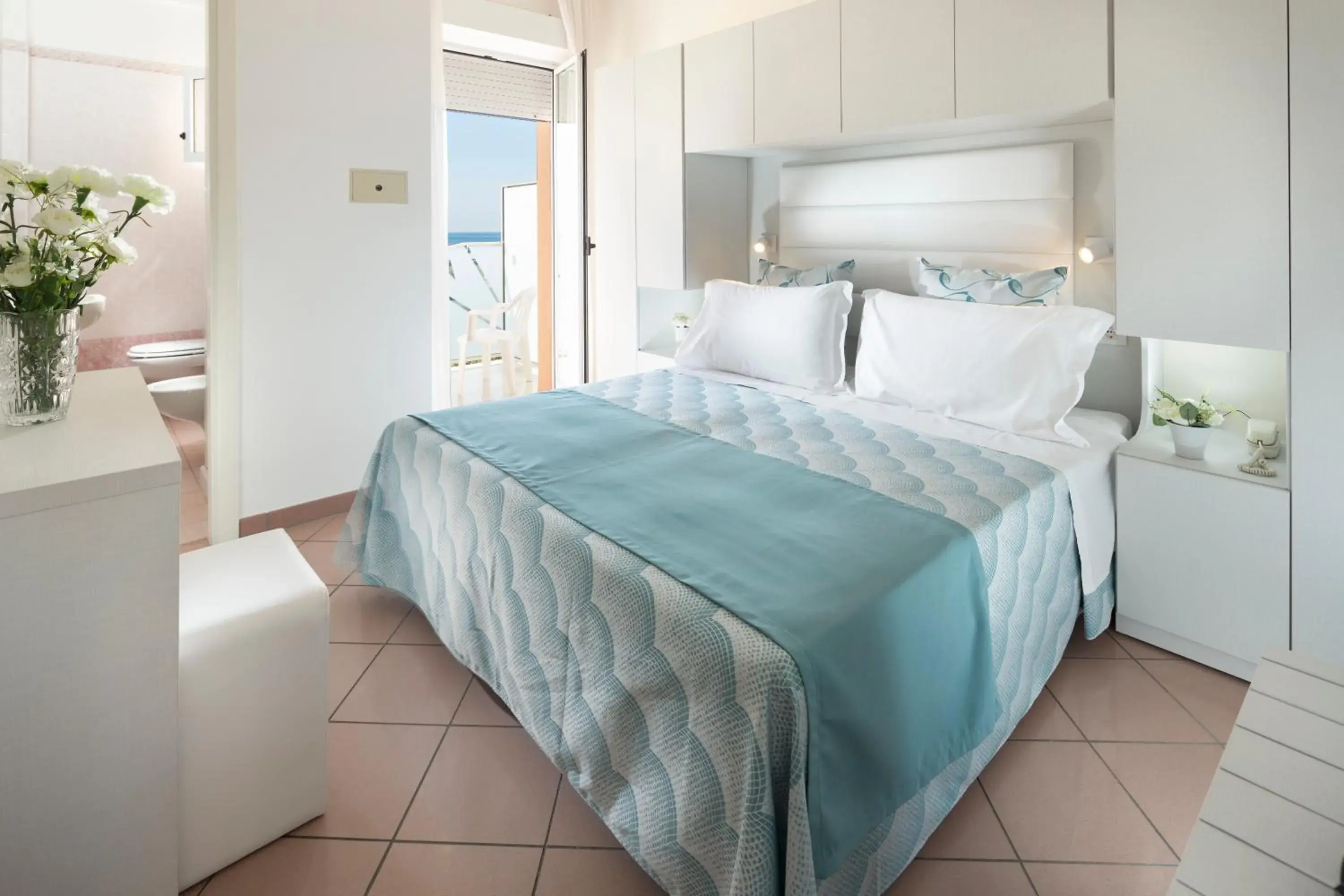 Photo of the whole room, Bed in Hotel Radar Photo of the whole room, Bed in Hotel Radar