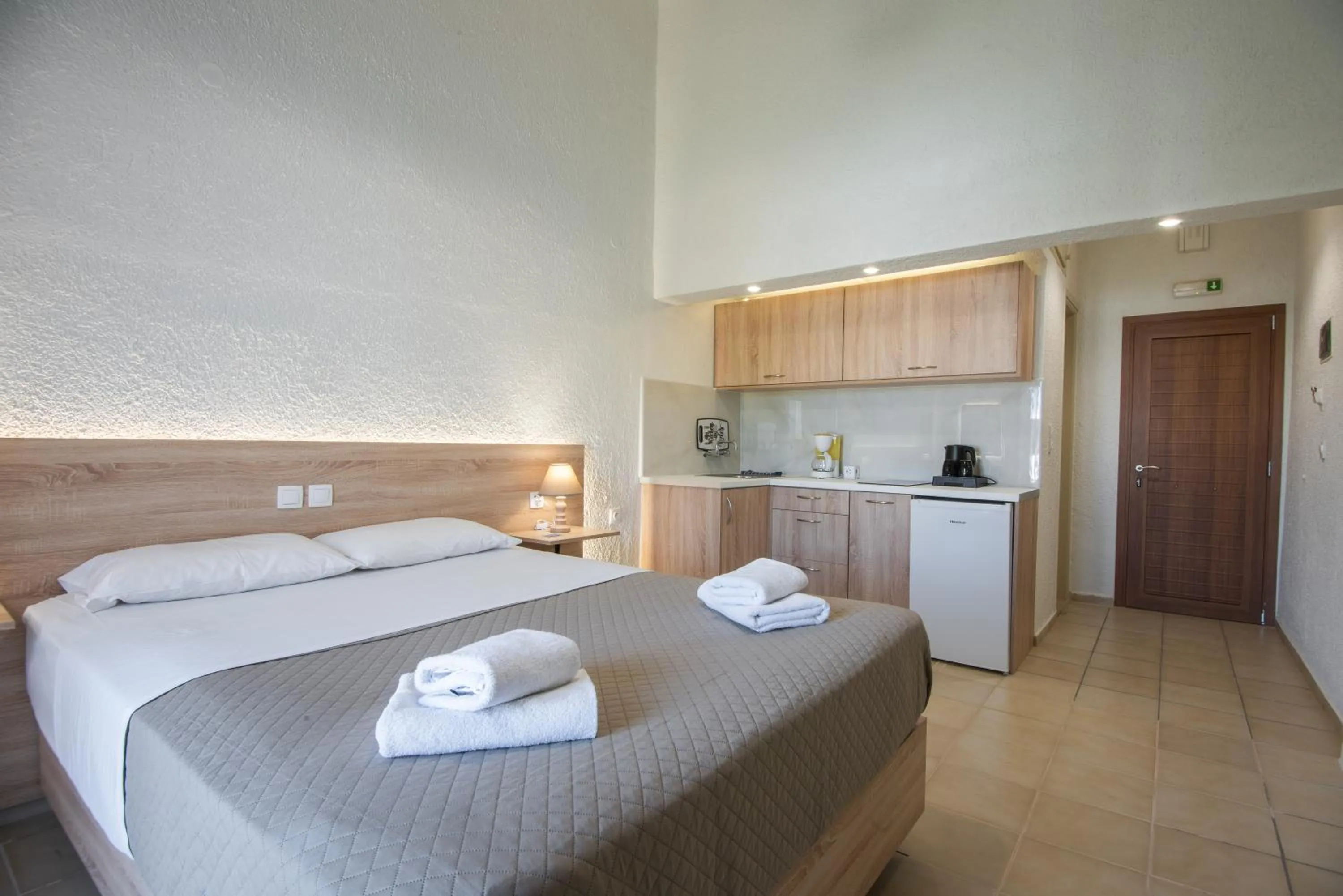 Bed in Athina Villas