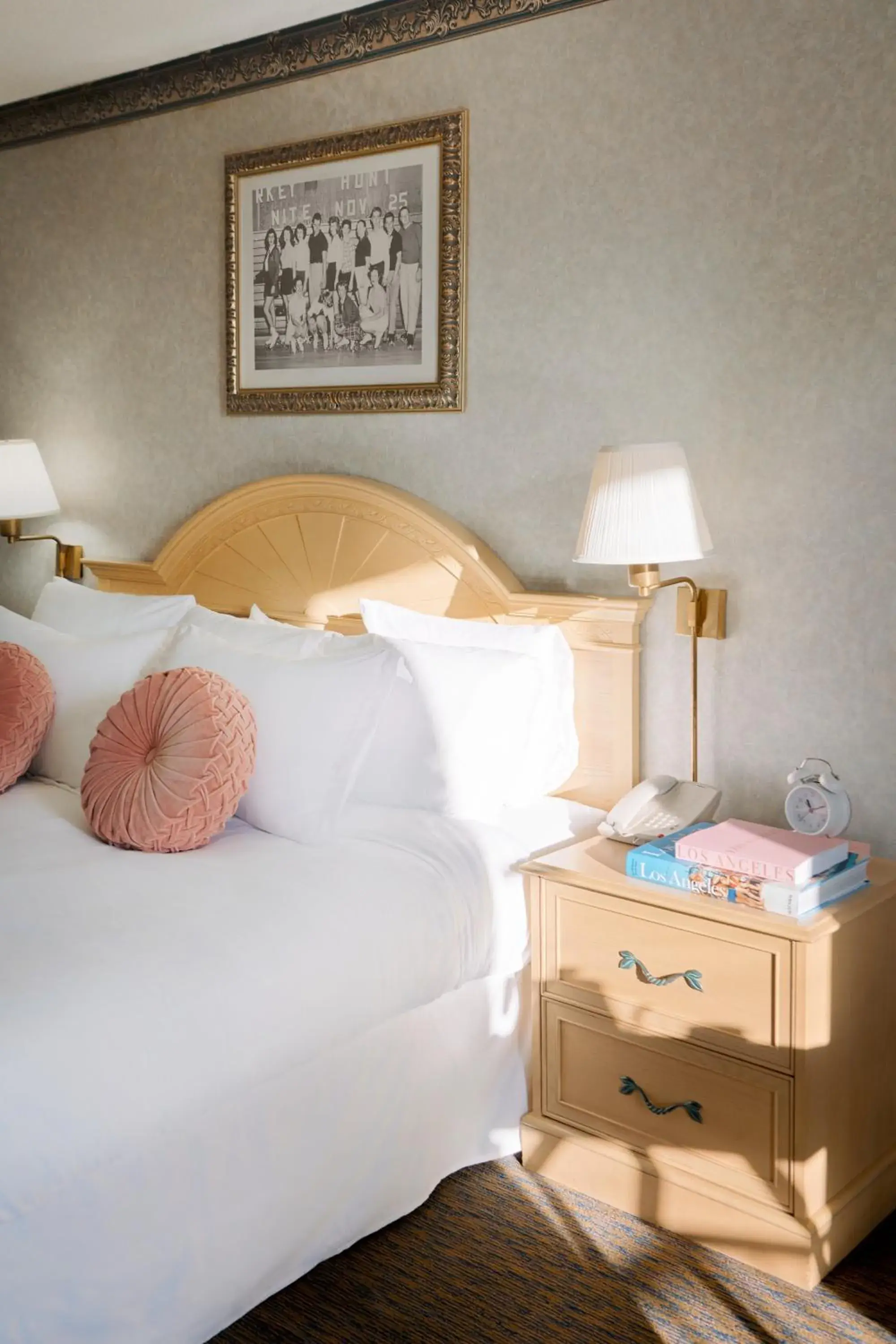 Bed in Glendale Express Hotel Los Angeles Bed in Glendale Express Hotel Los Angeles