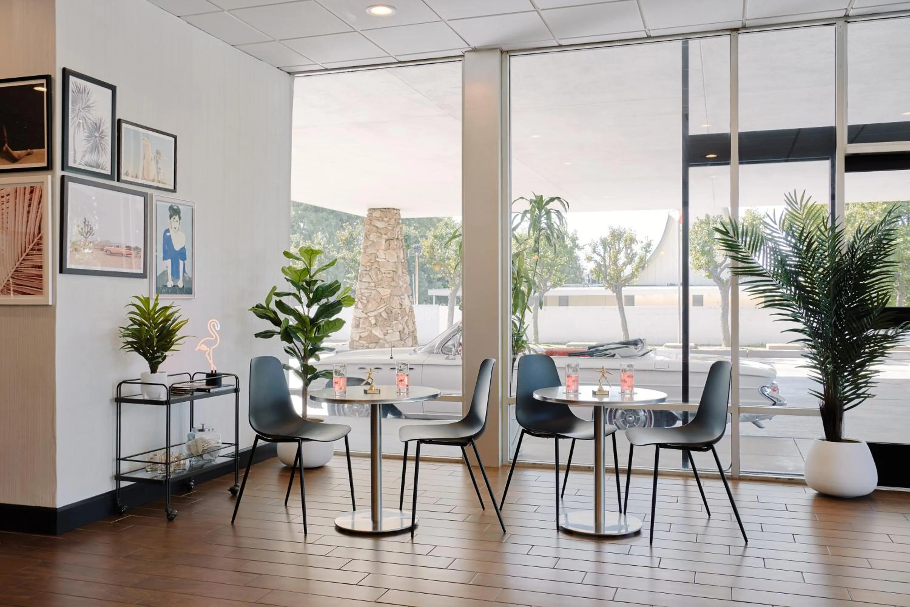 Lobby or reception in Glendale Express Hotel Los Angeles