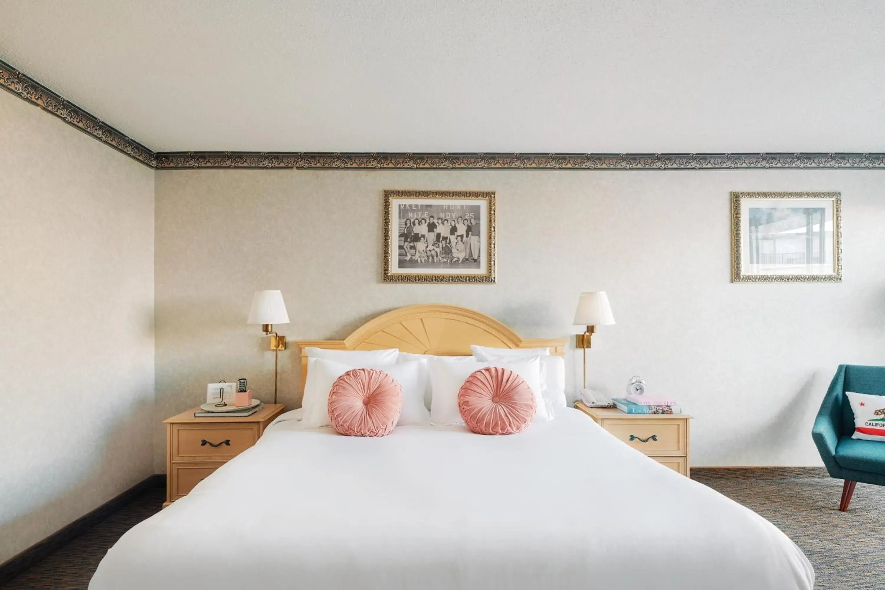 Bed in Glendale Express Hotel Los Angeles Bed in Glendale Express Hotel Los Angeles