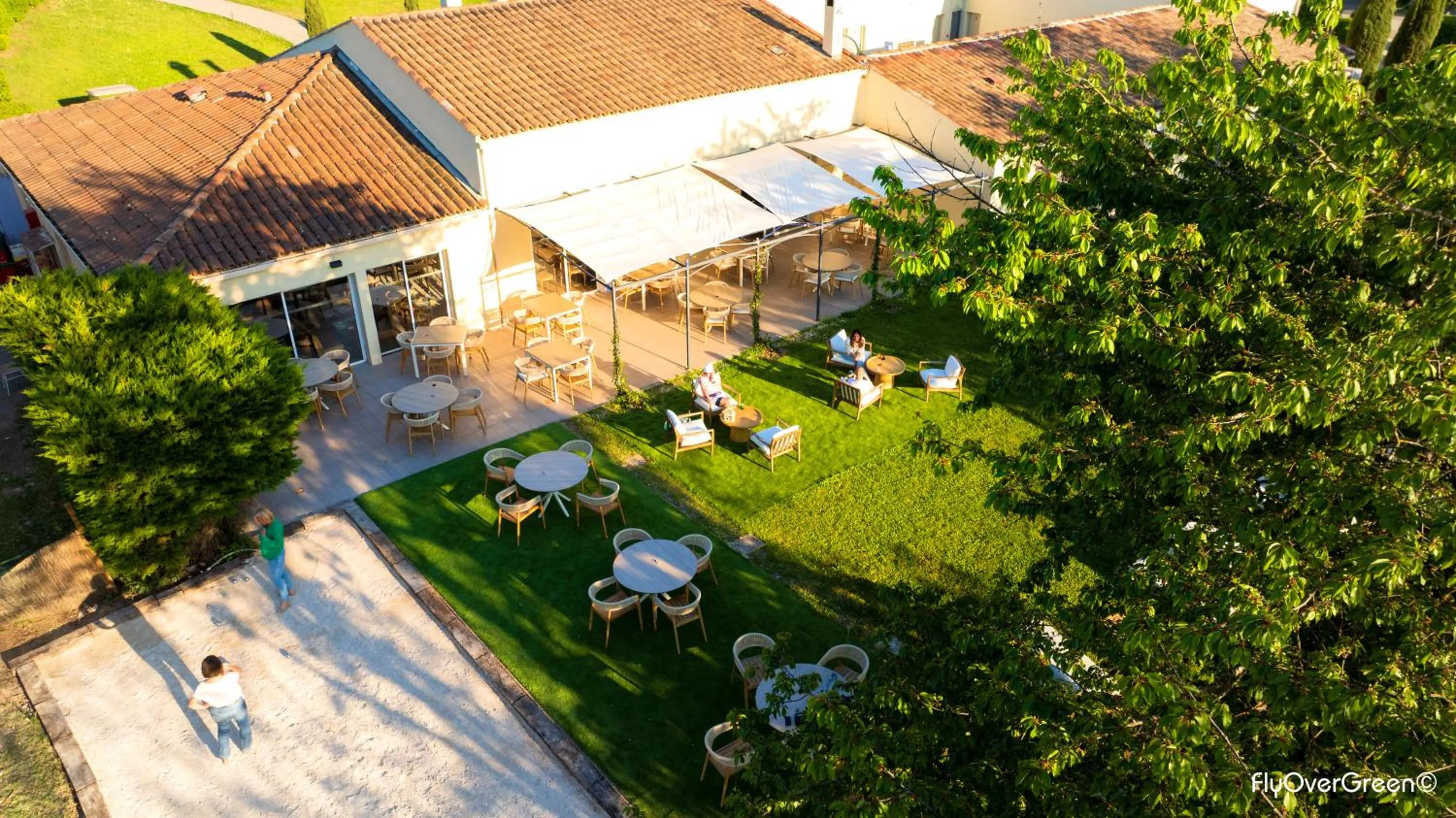 Property building in Golf Resort de Digne-les-bains by Adonis