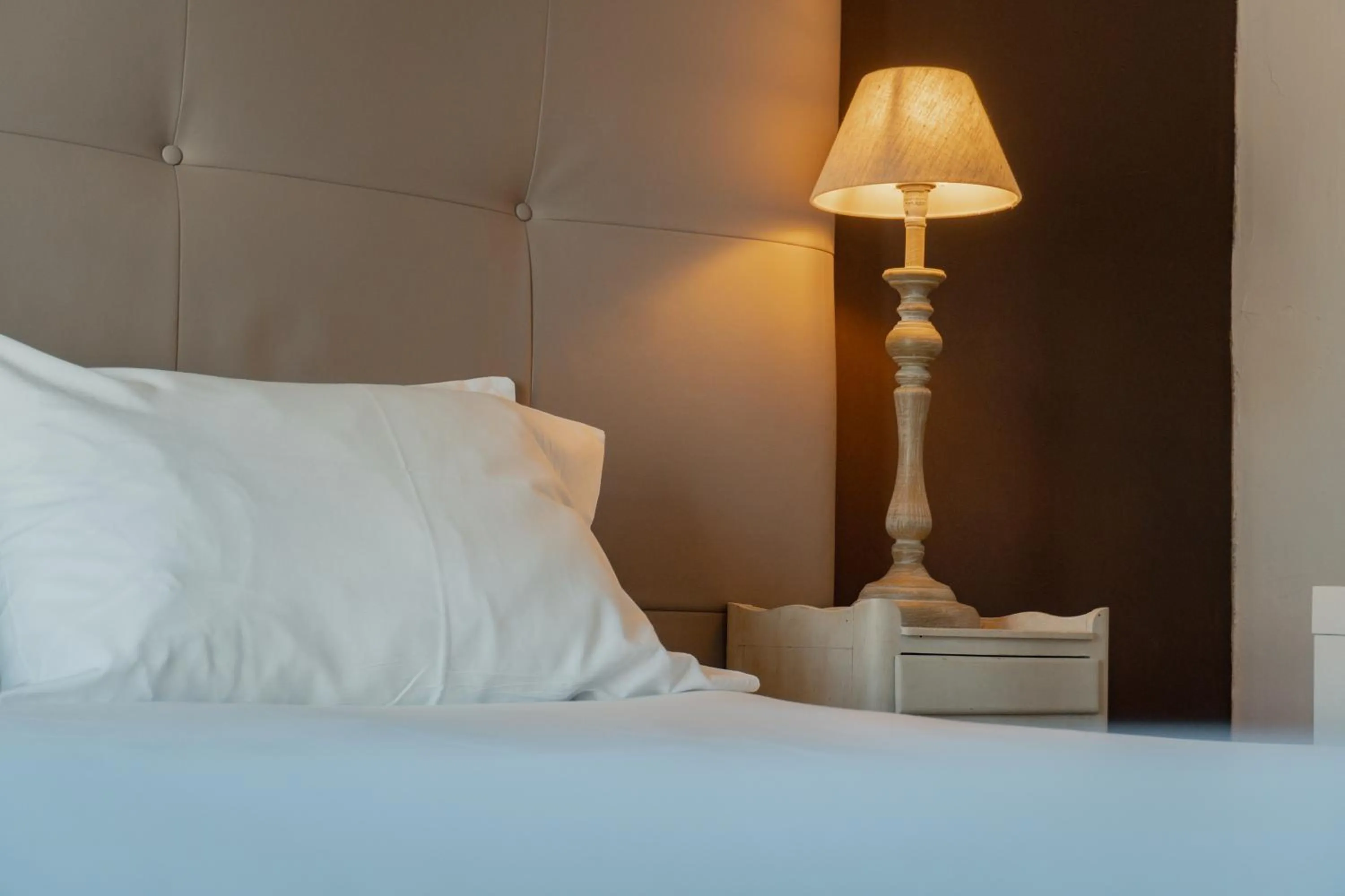 Bed in Hôtel Les Magnanarelles