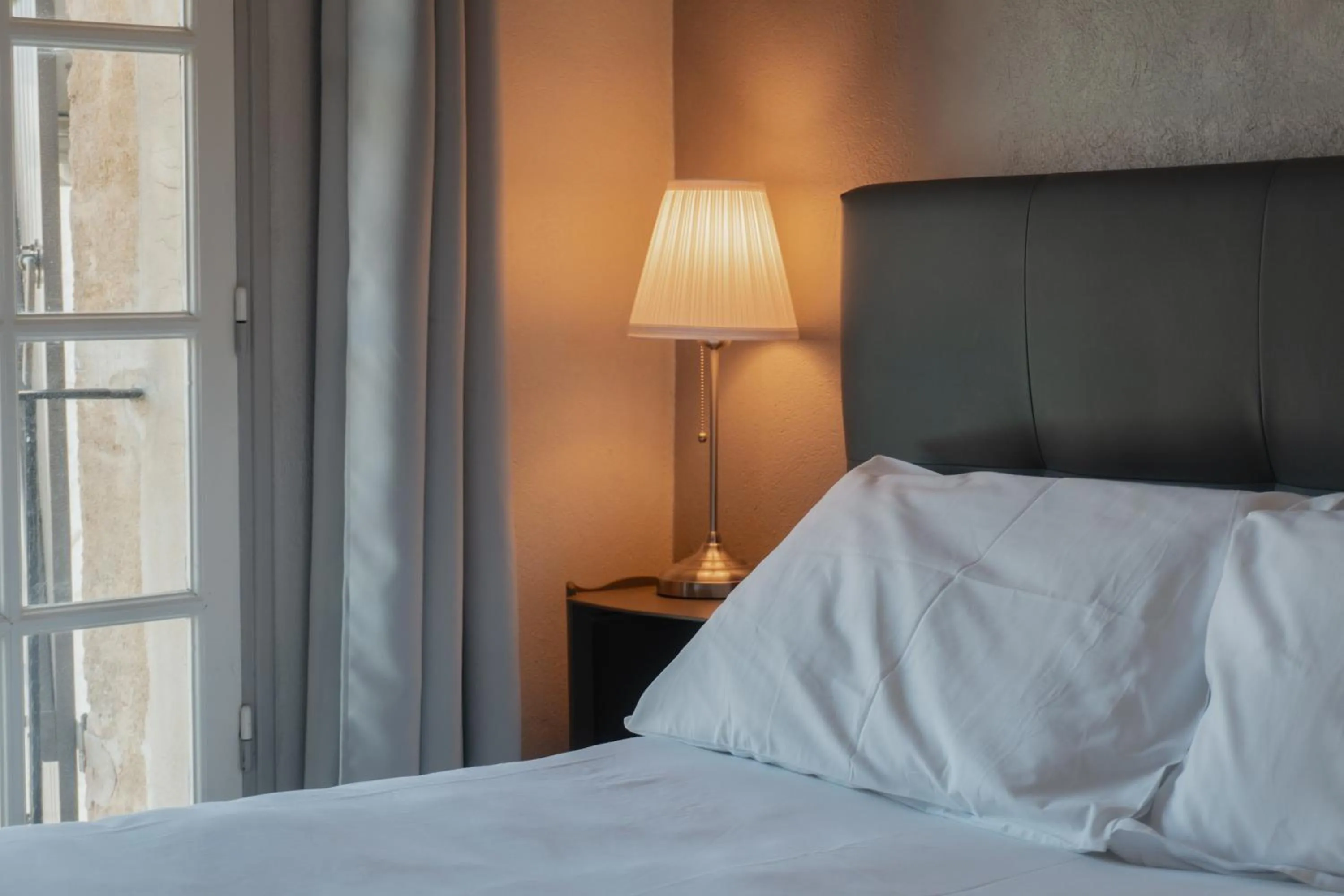 Bed in Hôtel Les Magnanarelles