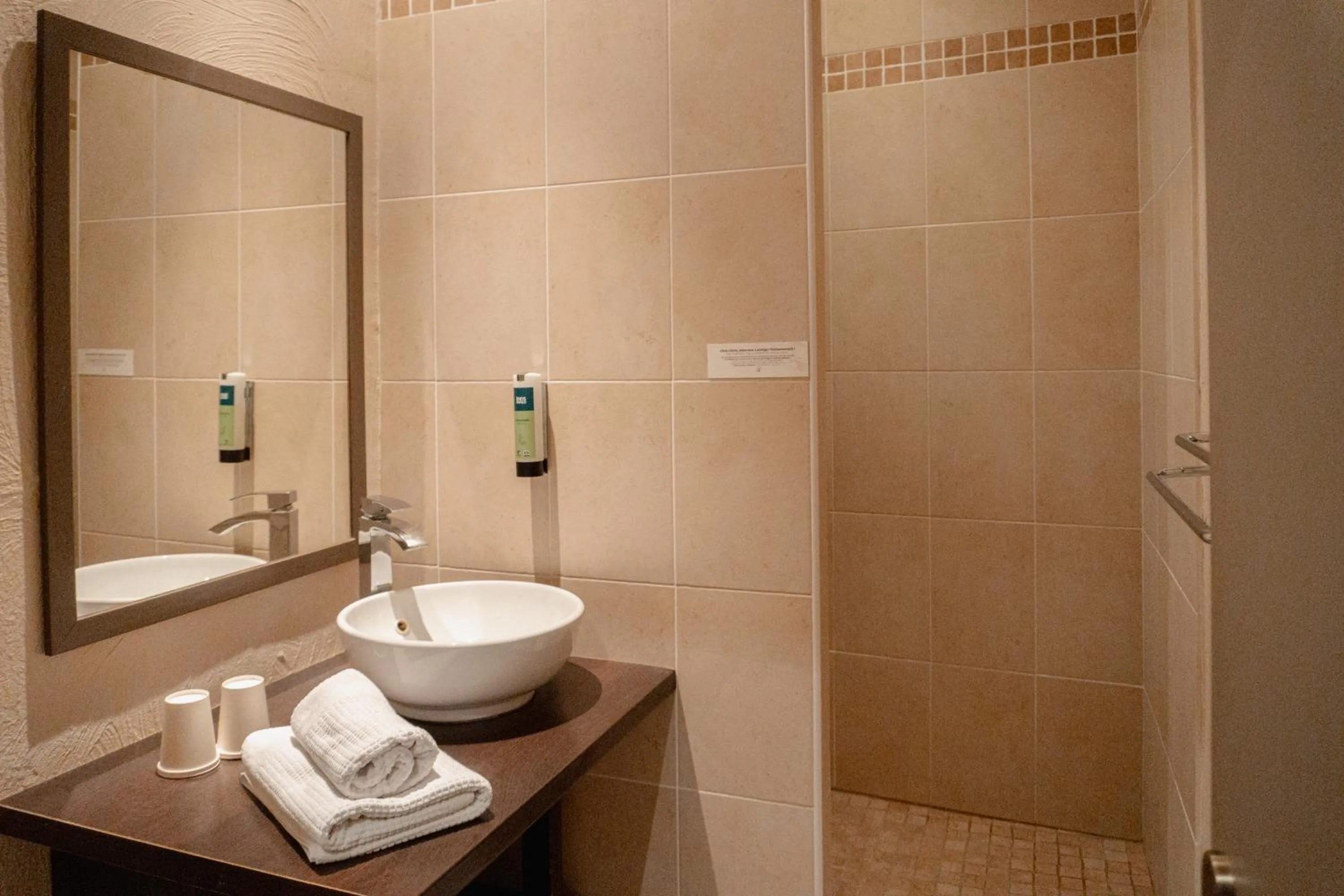 Hôtel Les Magnanarelles