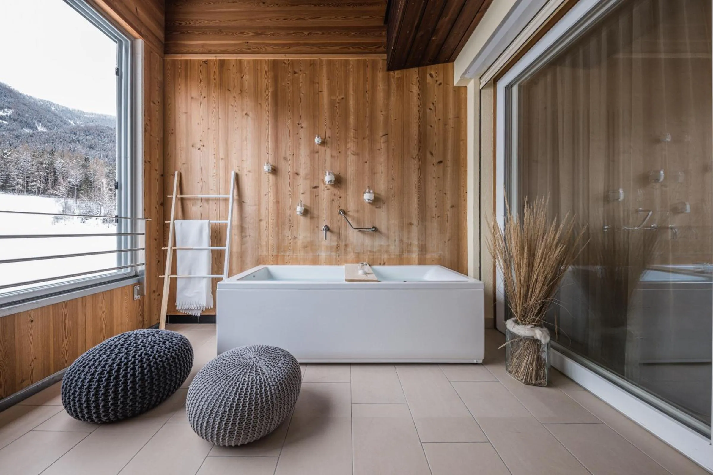 Bath in Hotel Petrus