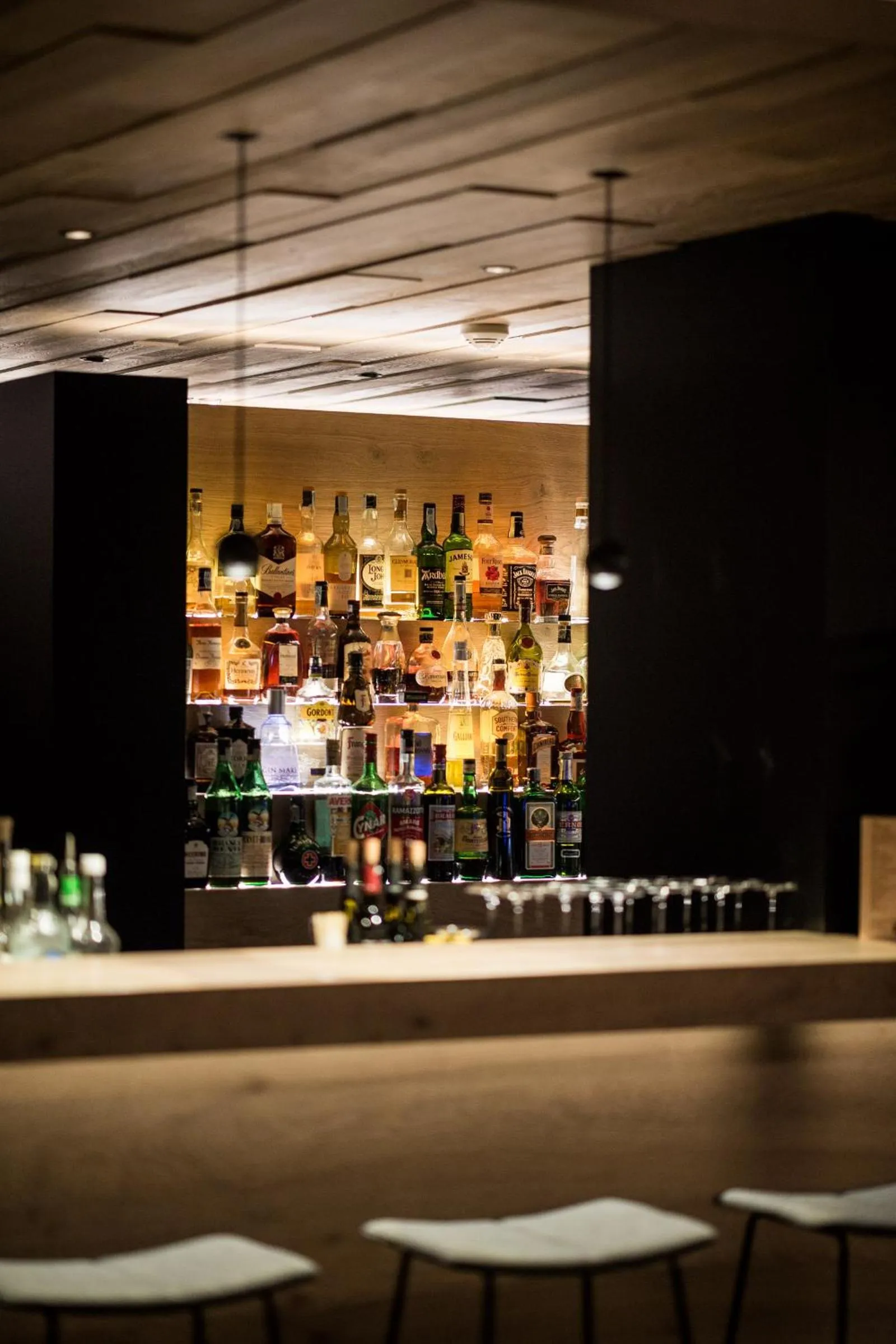 Restaurant/places to eat in Hotel Petrus