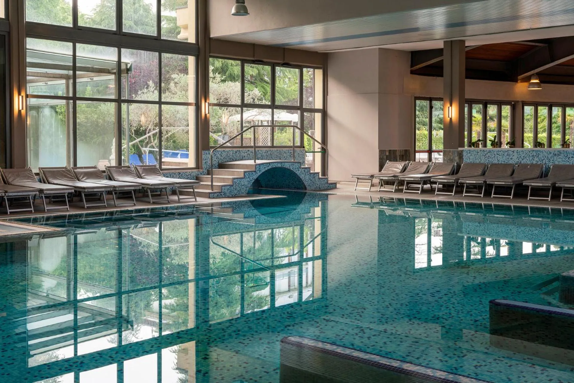 Swimming pool in Hotel Petrarca Terme