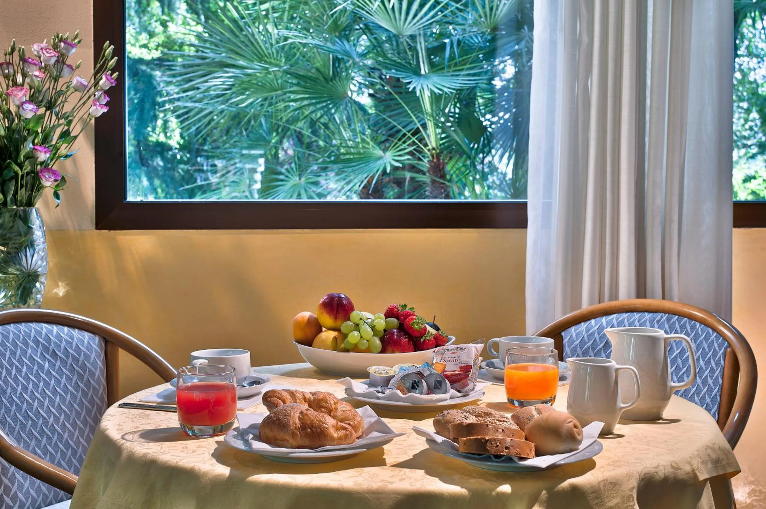 Breakfast in Hotel Petrarca Terme