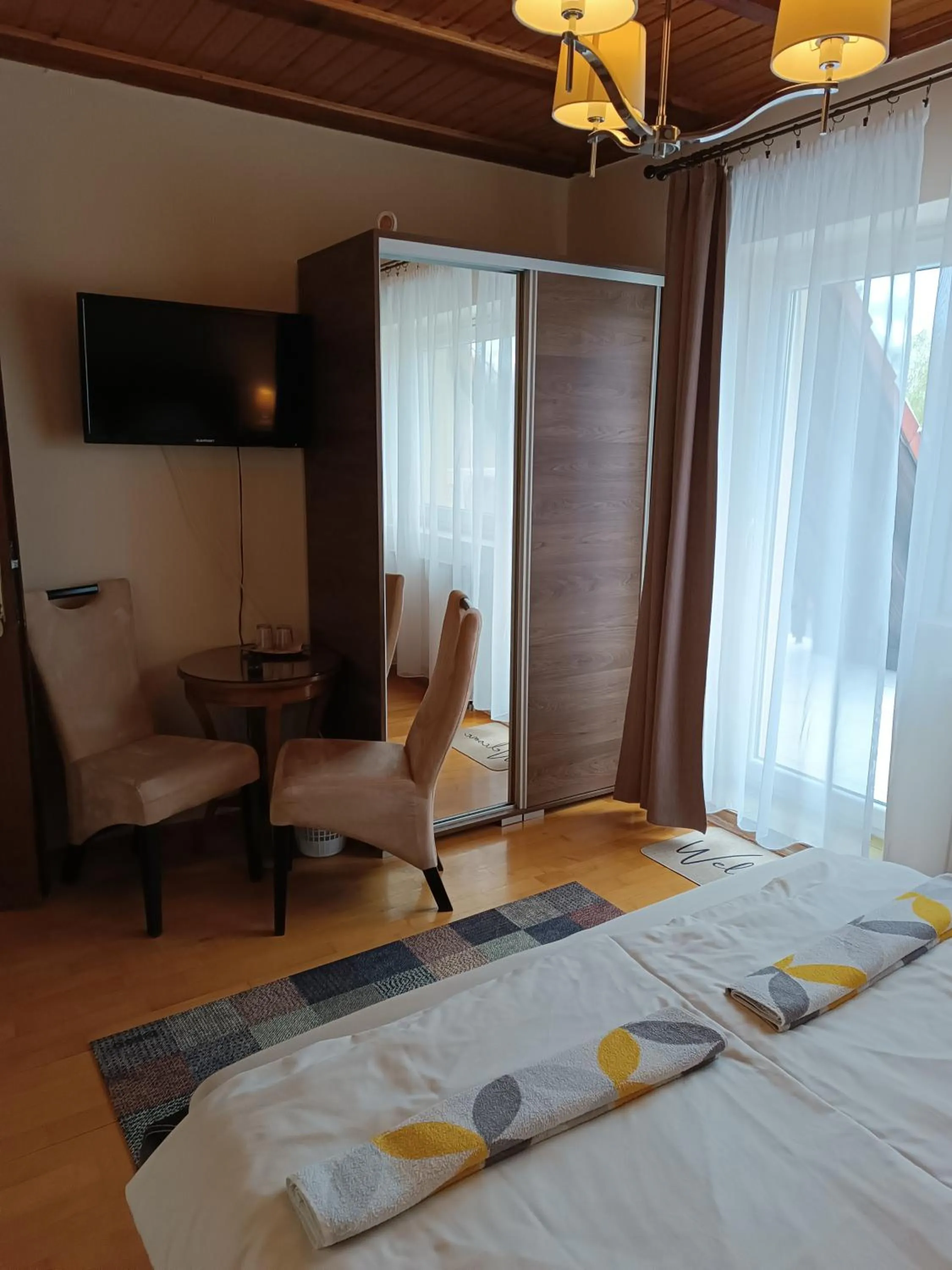 Bed in Szilvia Panzió Gyomaendrőd