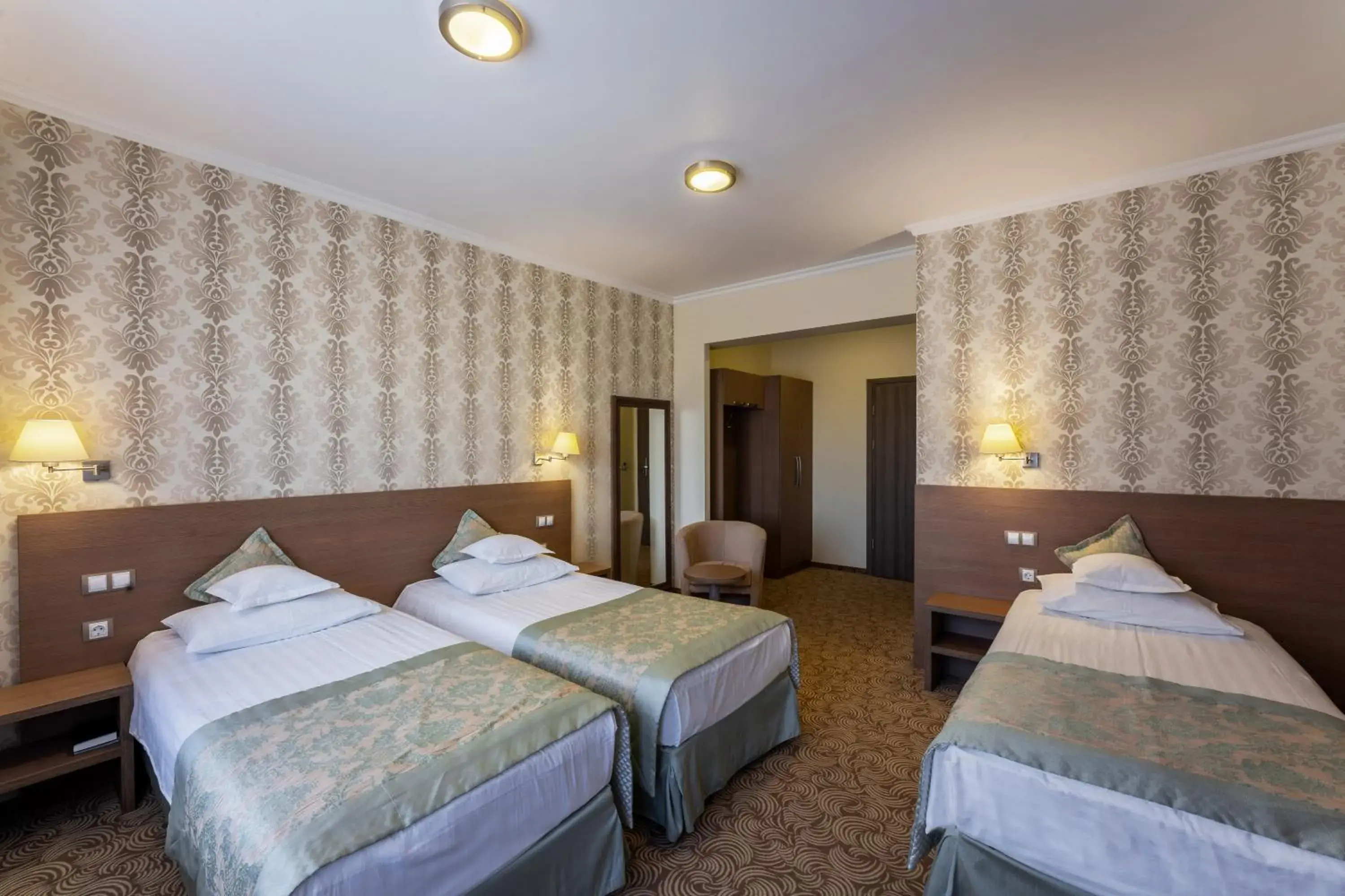 Triple Room in Hotel Stil Triple Room in Hotel Stil