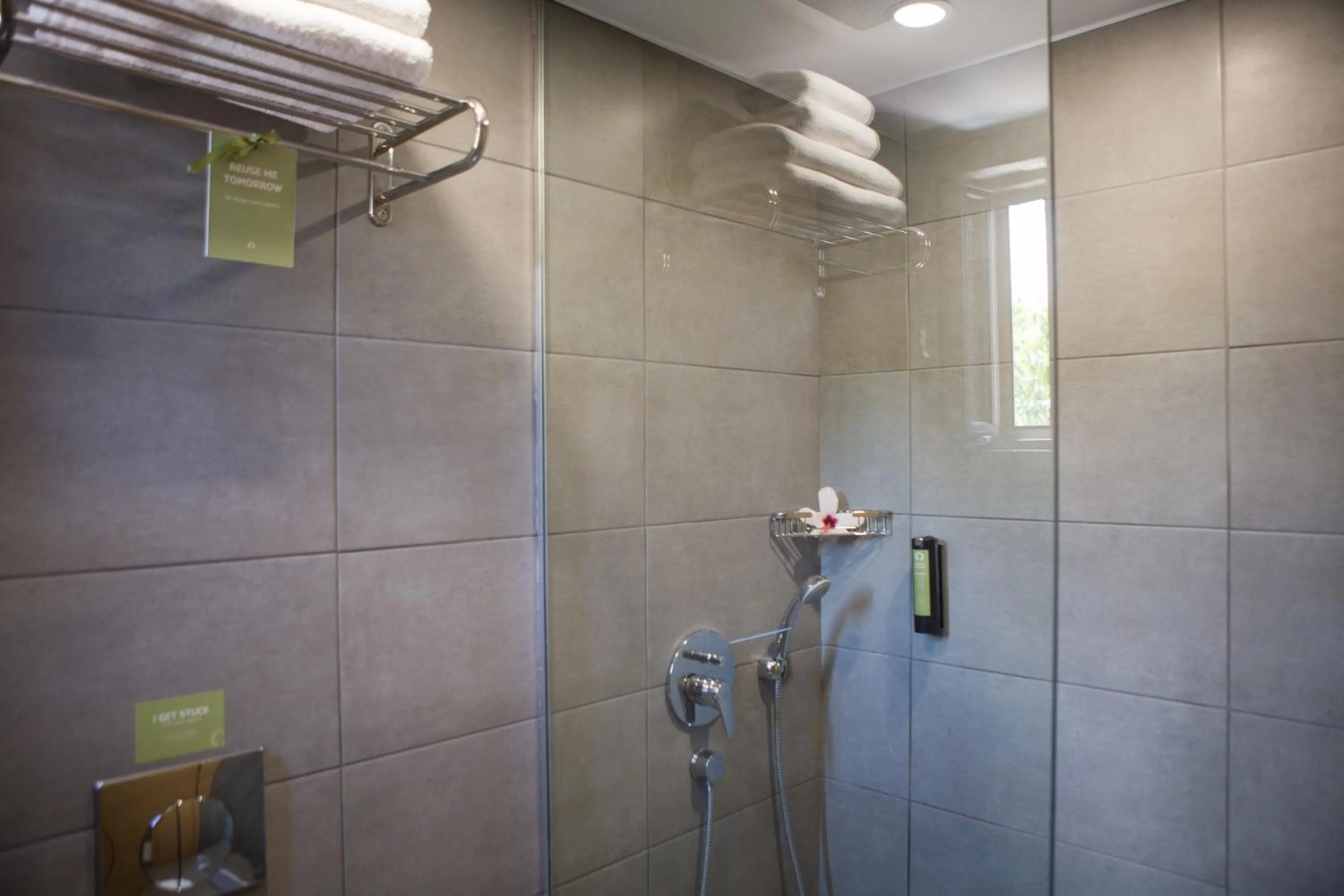 Bathroom in Sundance Apartments & Suites