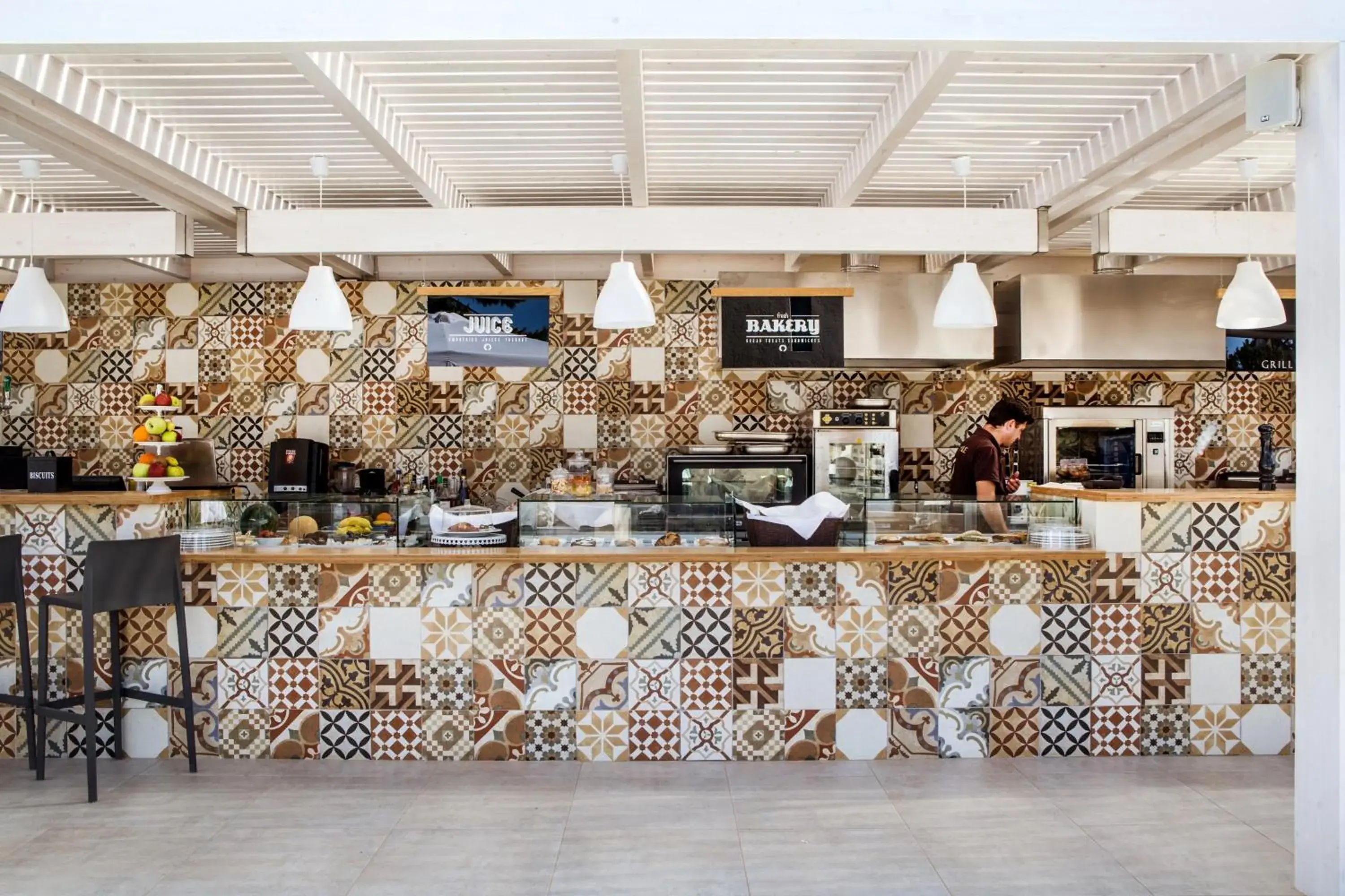 Restaurant/places to eat in Sundance Apartments & Suites Restaurant/places to eat in Sundance Apartments & Suites